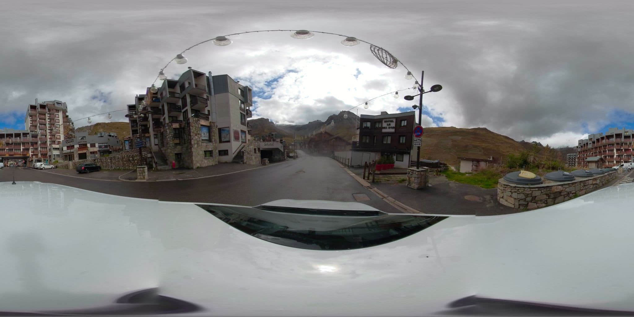 Street view near Compagnie de Gestion Hôtelière, Tignes — © serfim_cit_y (CC BY-SA · Mapillary)