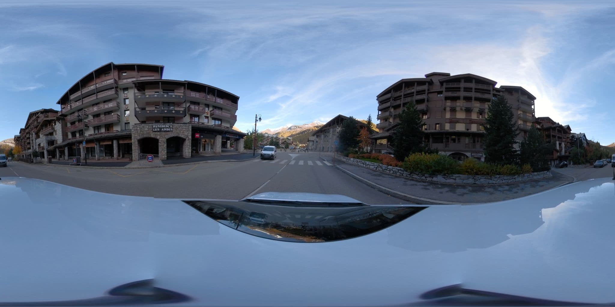 Street view near Chalet Les Pignes, Val-d'Isère — © serfim_cit_y (CC BY-SA · Mapillary)