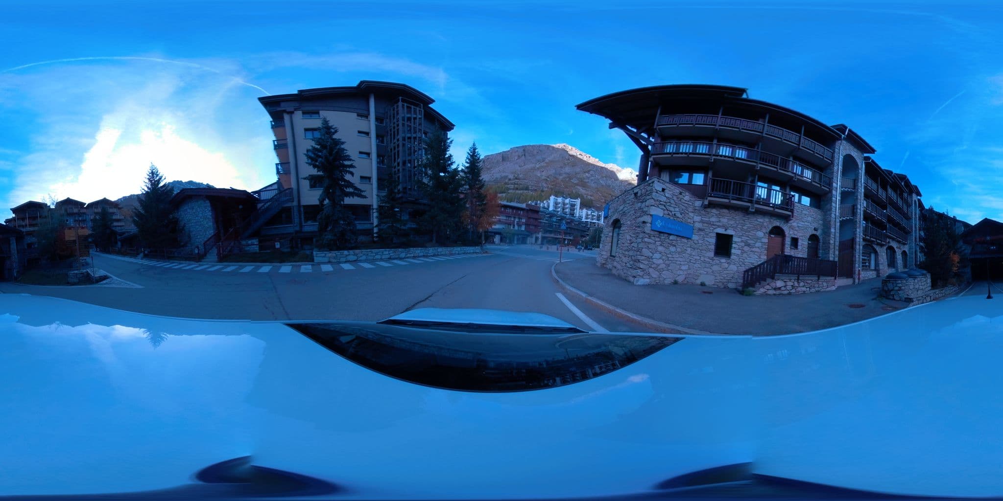 Street view near chambre 230, Val-d'Isère — © serfim_cit_y (CC BY-SA · Mapillary)