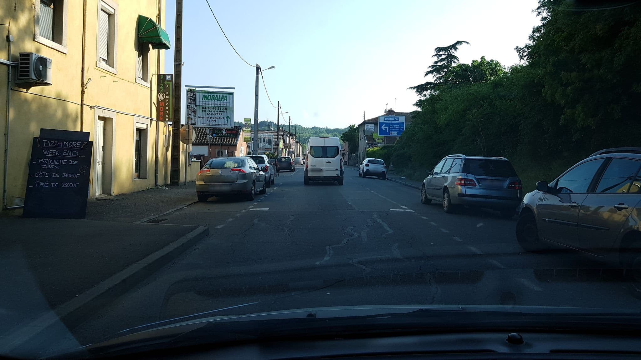 Street view near Cantina Road, Vourles — © rhriri (CC BY-SA · Mapillary)