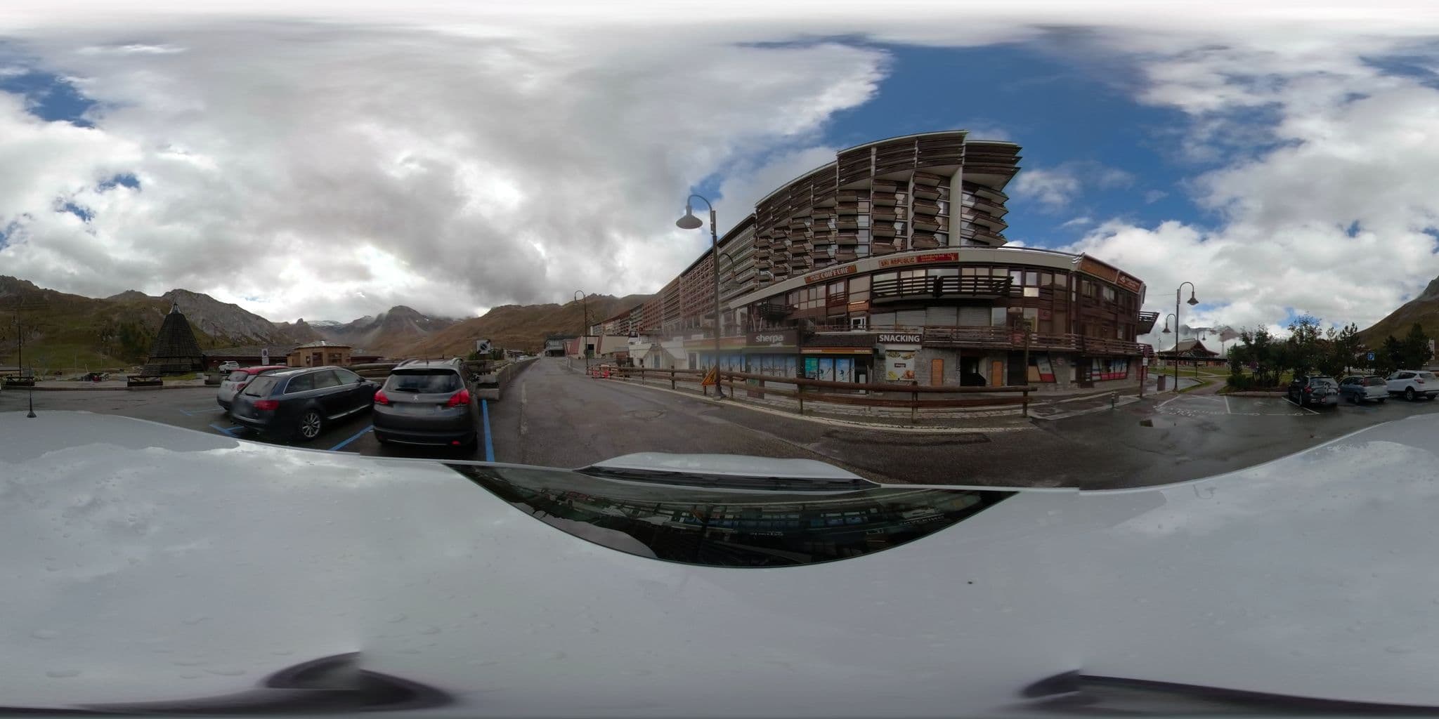 Street view near Hôtel Campanules, Tignes — © serfim_cit_y (CC BY-SA · Mapillary)