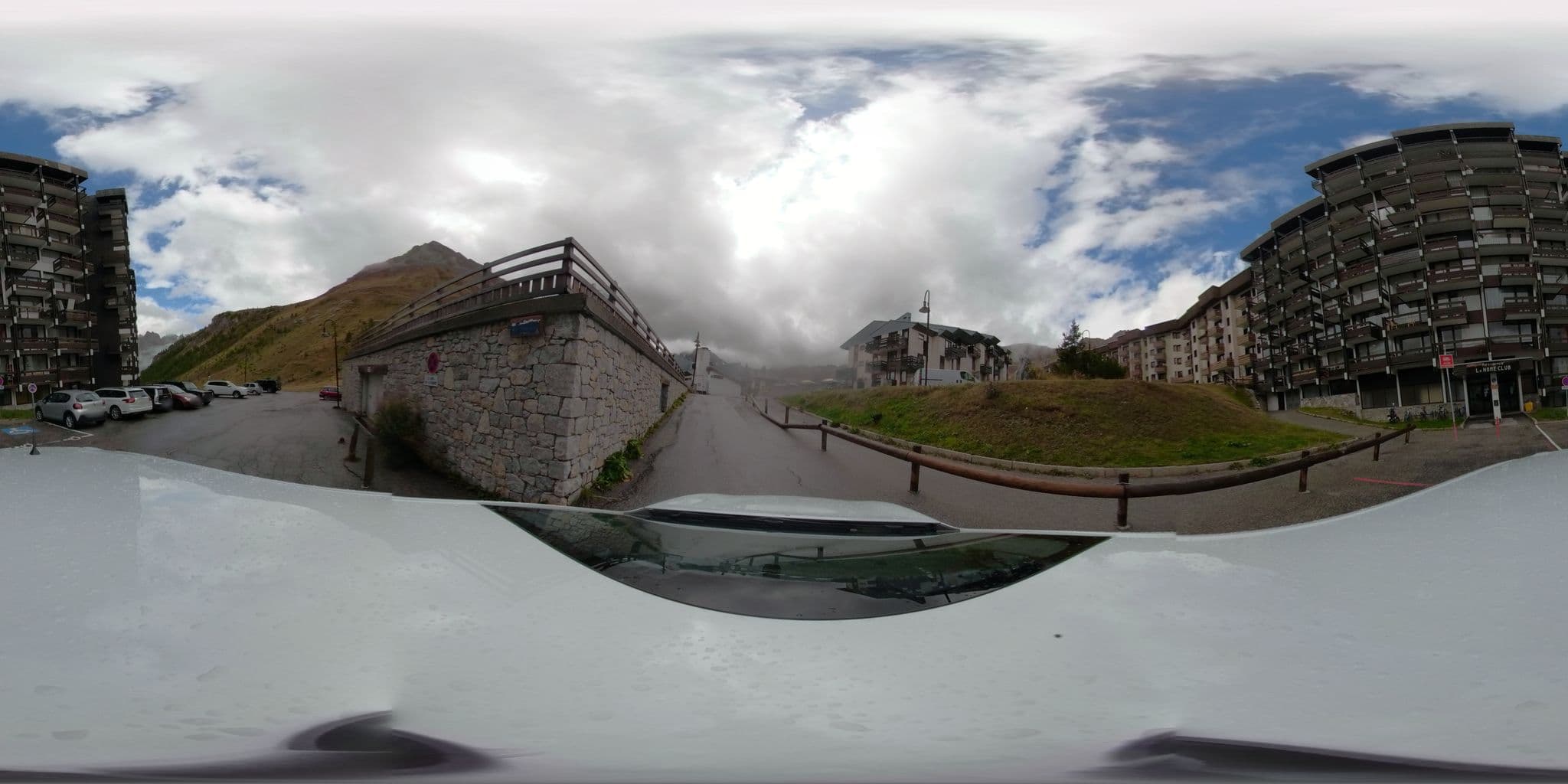 Street view near Homeclub Appartments, Tignes — © serfim_cit_y (CC BY-SA · Mapillary)