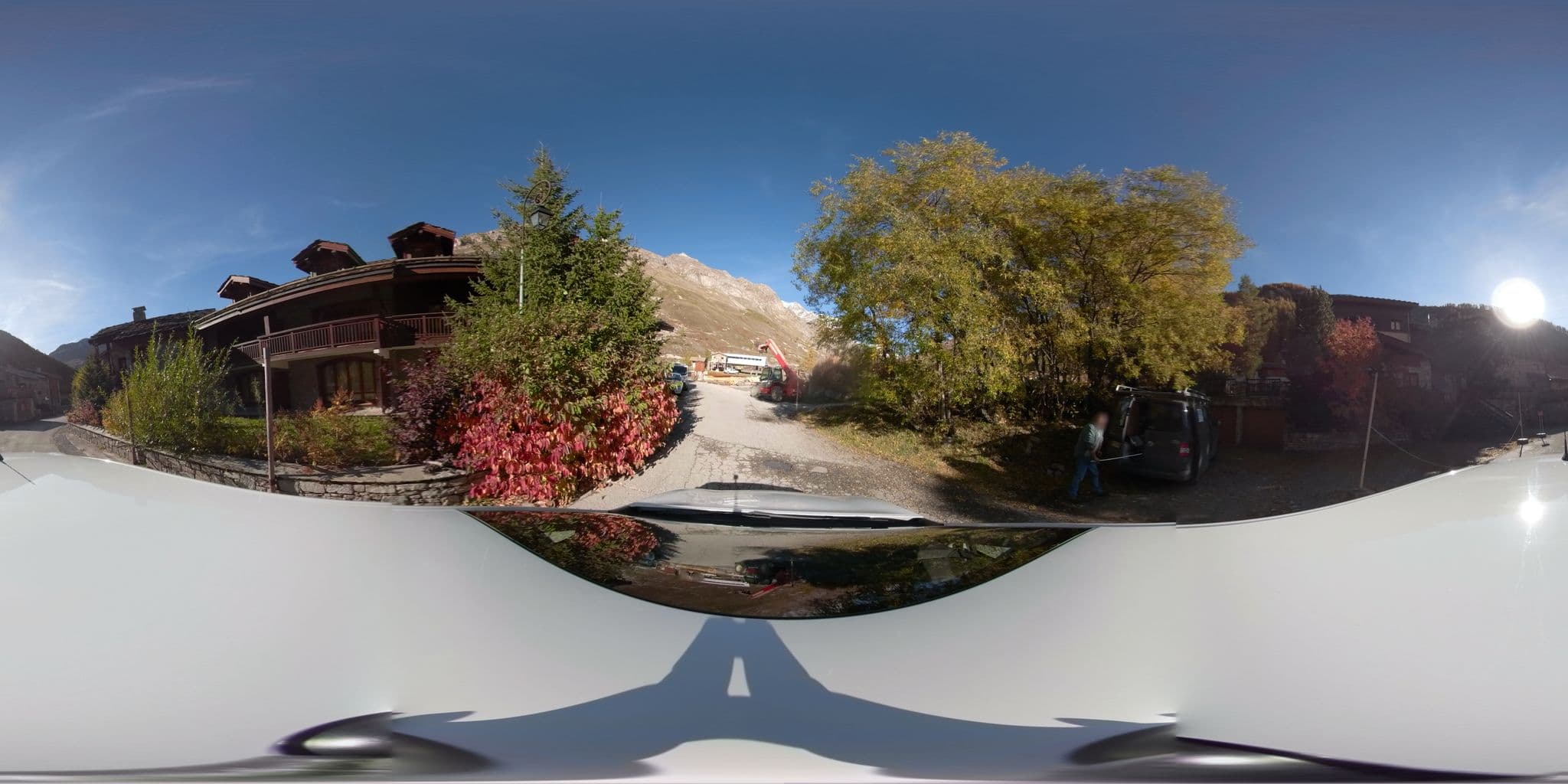 Street view near Hauts Hameaux, Val-d'Isère — © serfim_cit_y (CC BY-SA · Mapillary)