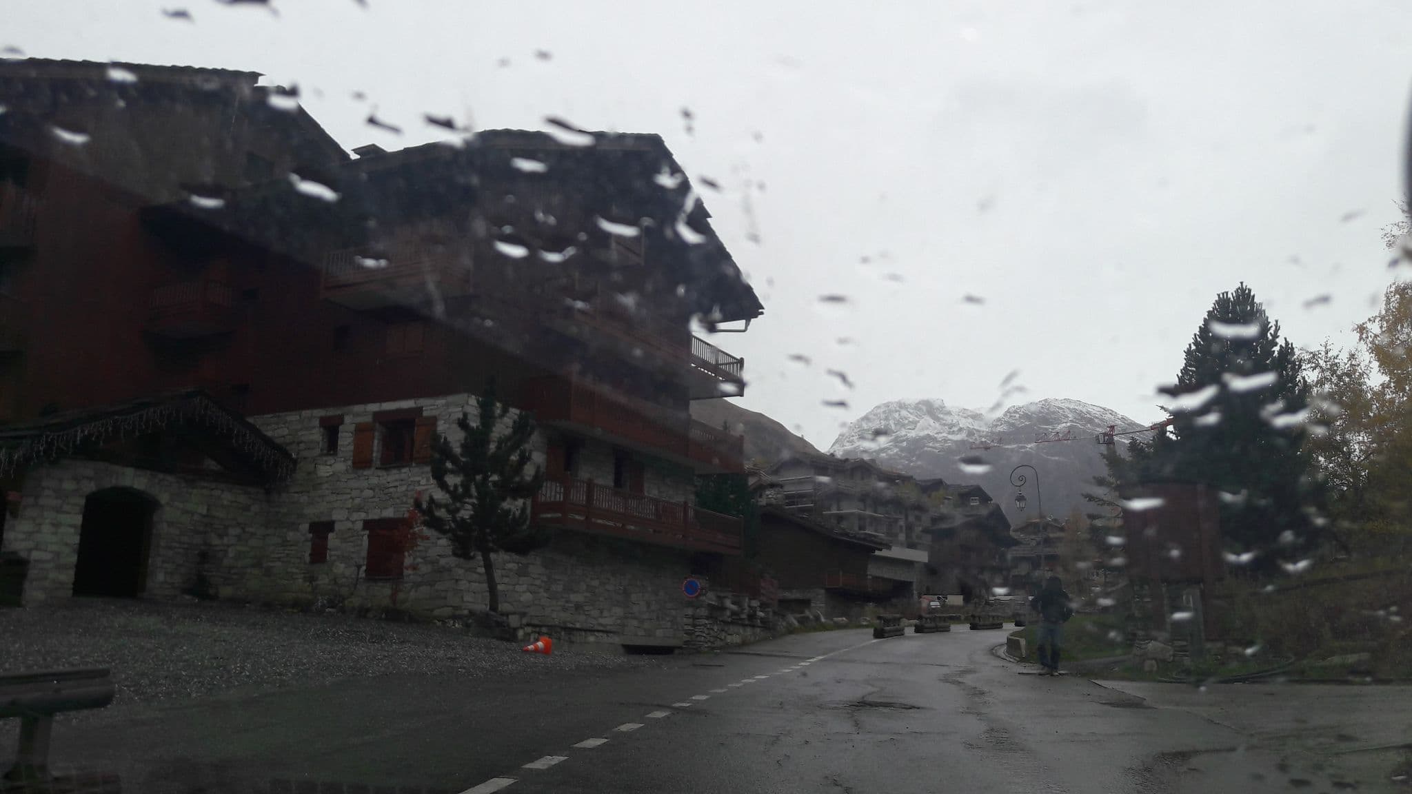 Street view near Hôtel Altitude, Val-d'Isère — © alexmodesto73 (CC BY-SA · Mapillary)