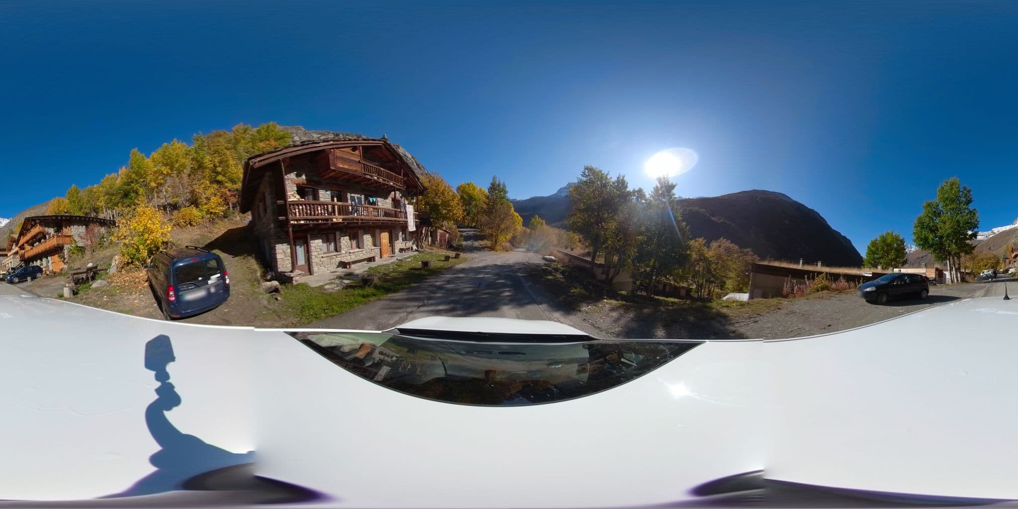 Street view near Chalet la Marmotte, Val-d'Isère — © serfim_cit_y (CC BY-SA · Mapillary)