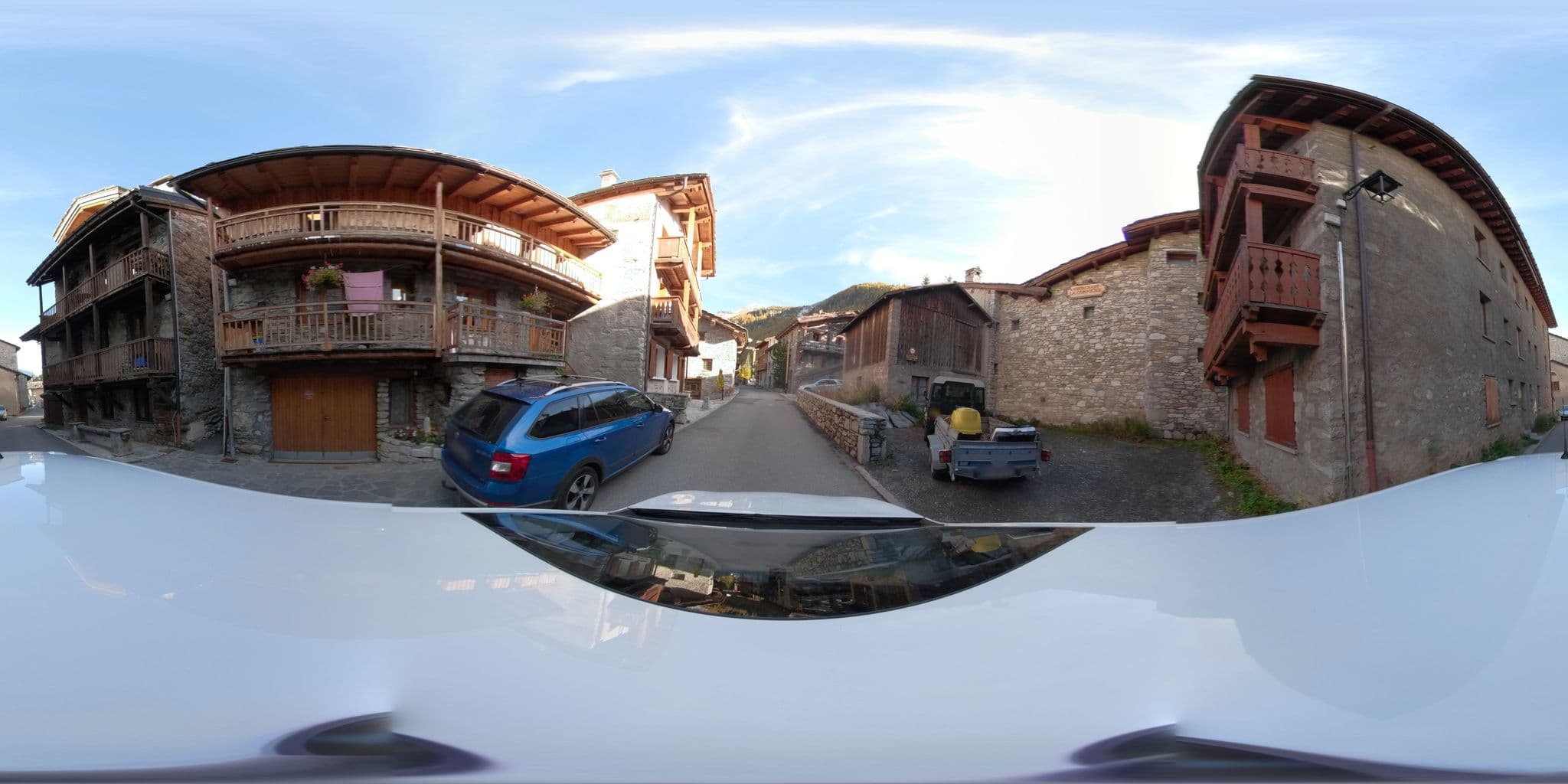 Street view near Hôtel Bellevue, Val-d'Isère — © serfim_cit_y (CC BY-SA · Mapillary)