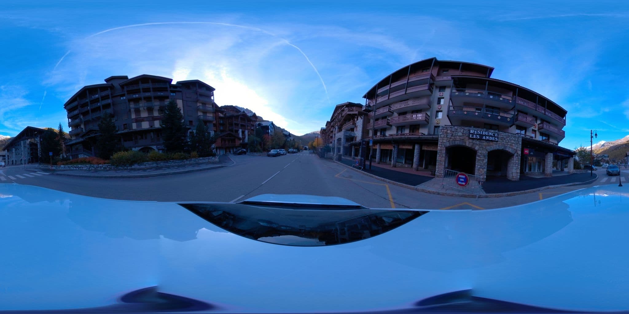 Street view near Andes, Val-d'Isère — © serfim_cit_y (CC BY-SA · Mapillary)