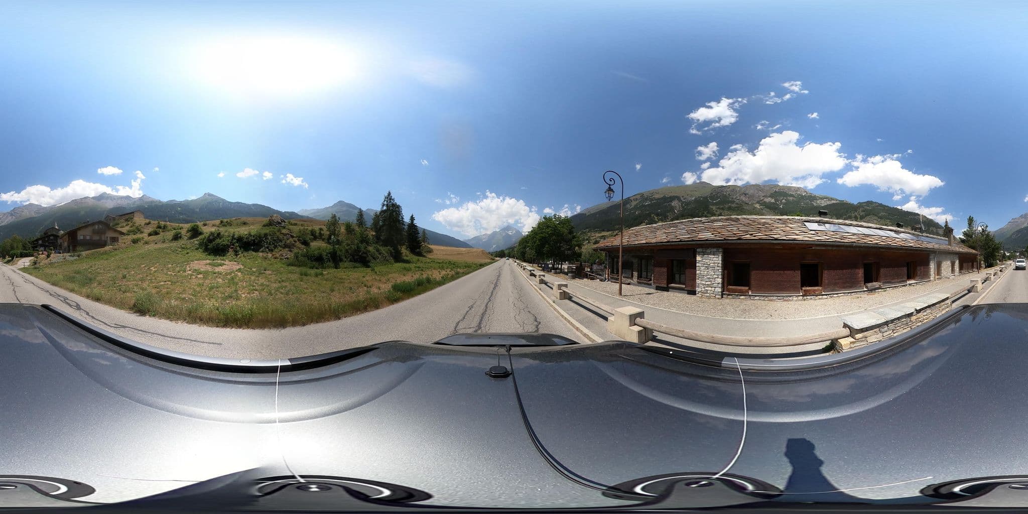 Street view near Camping Caravaneige Lanslevillard, Val-d'Isère — © eric_s (CC BY-SA · Mapillary)