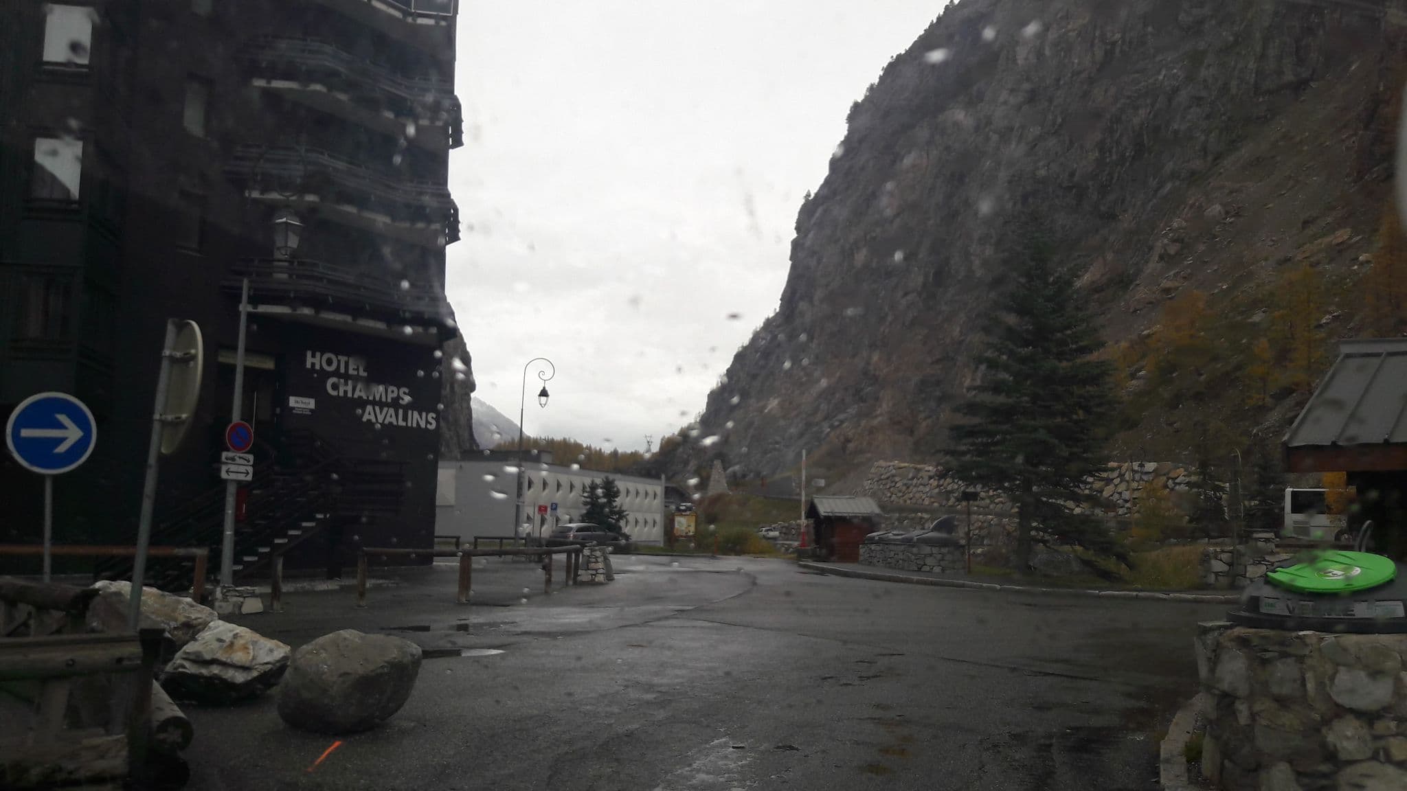 Street view near Résidence Pierre & Vacances La Daille, Val-d'Isère — © alexmodesto73 (CC BY-SA · Mapillary)