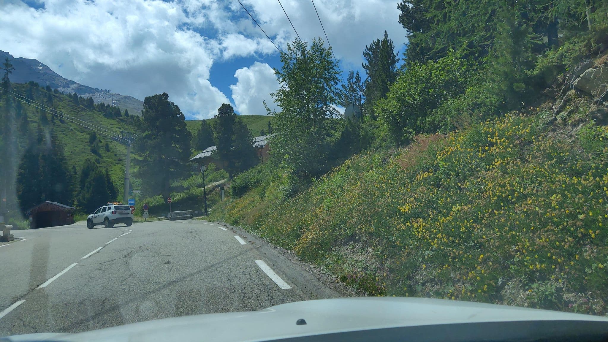 Street view near Société Hoteliere de Tarentaise, Séez — © MatthieuF4FNE (CC BY-SA · Mapillary)