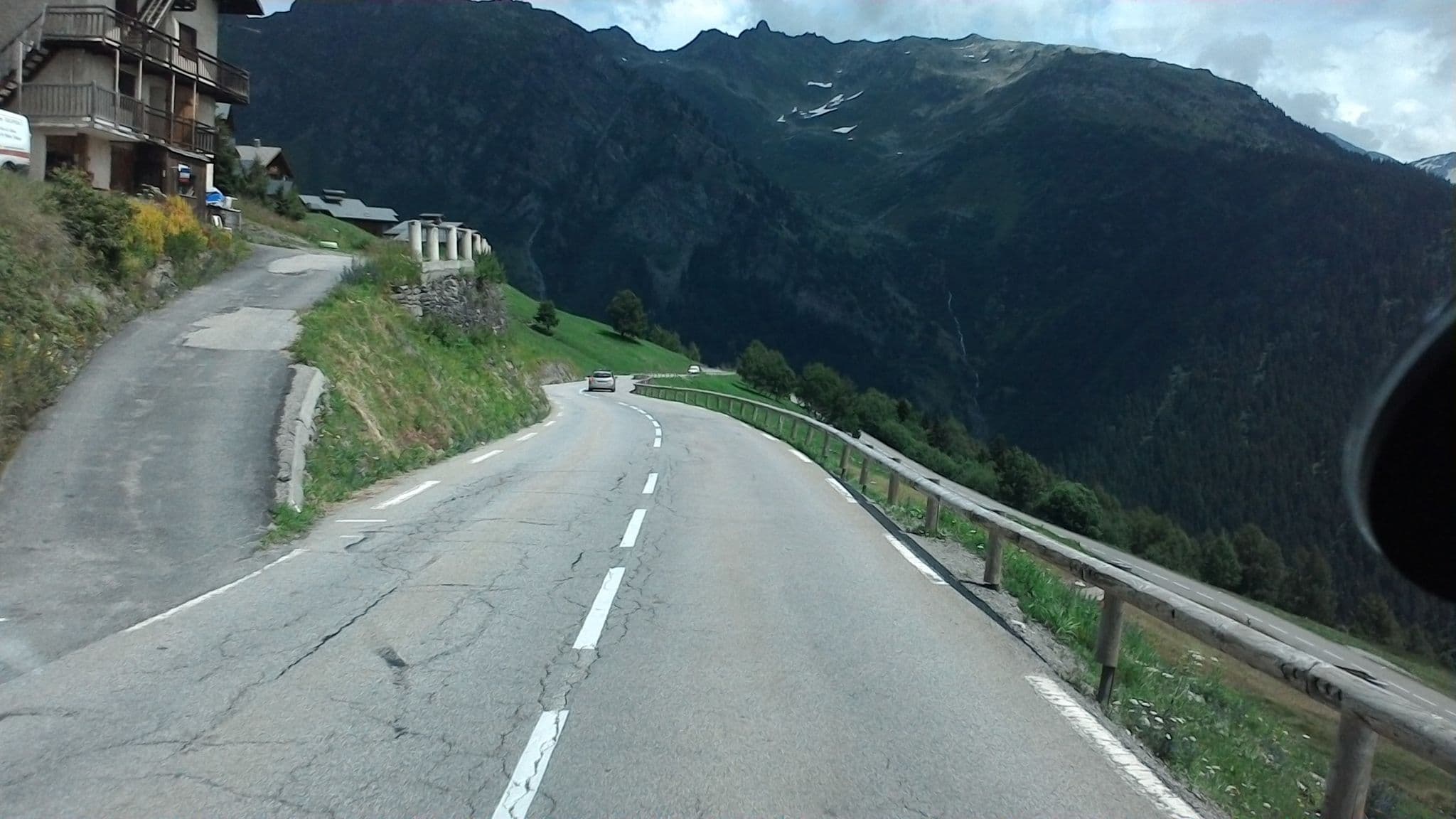 Street view near Jeunesse et Randonnée Nenuphar, Séez — © mprins (CC BY-SA · Mapillary)