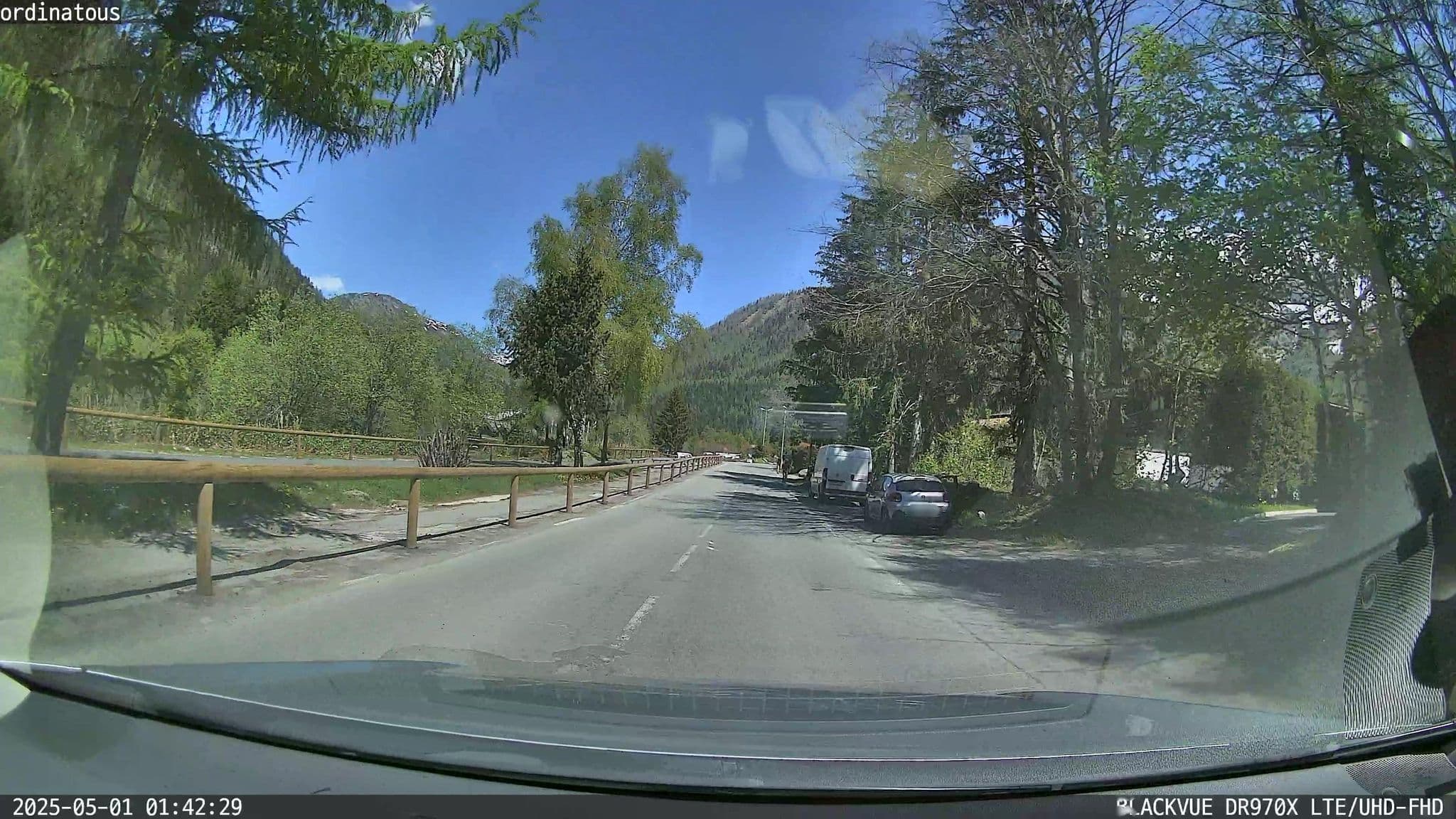 Street view near Chalet Pyrene, Chamonix-Mont-Blanc — © ordinatous (CC BY-SA · Mapillary)
