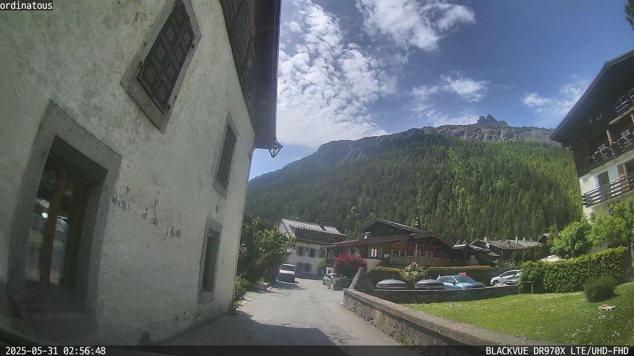 Street view near Appartement Arolles, Chamonix-Mont-Blanc — © ordinatous (CC BY-SA · Mapillary)