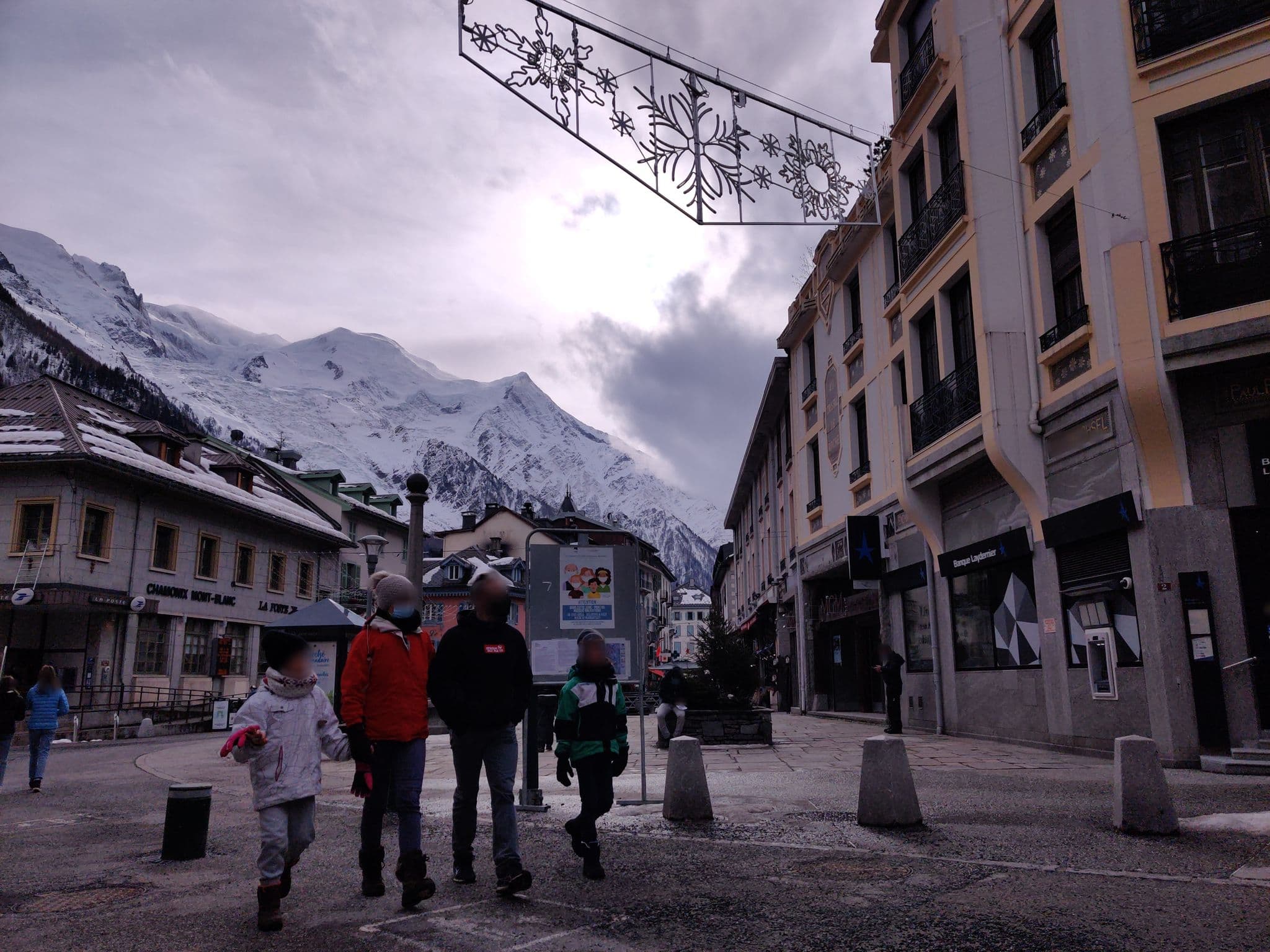 Street view near Logan 108, Chamonix-Mont-Blanc — © u4y0u (CC BY-SA · Mapillary)