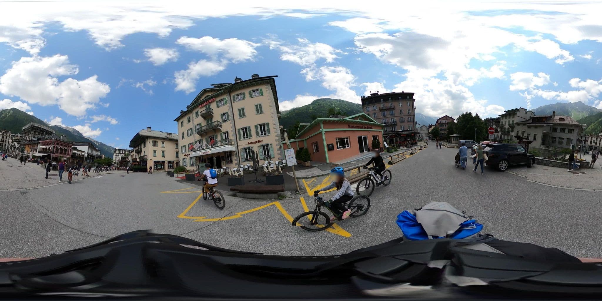 Street view near Appartement Résidence Astoria, Chamonix-Mont-Blanc — © ordinatous (CC BY-SA · Mapillary)