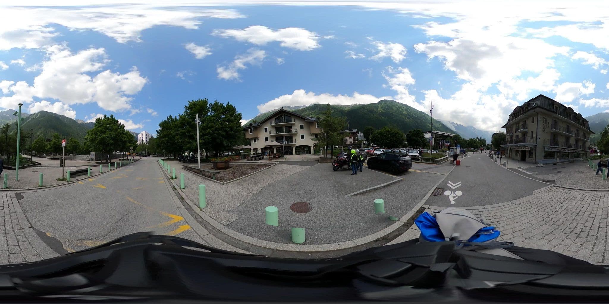 Street view near Apartment Sapaudia, Chamonix-Mont-Blanc — © ordinatous (CC BY-SA · Mapillary)