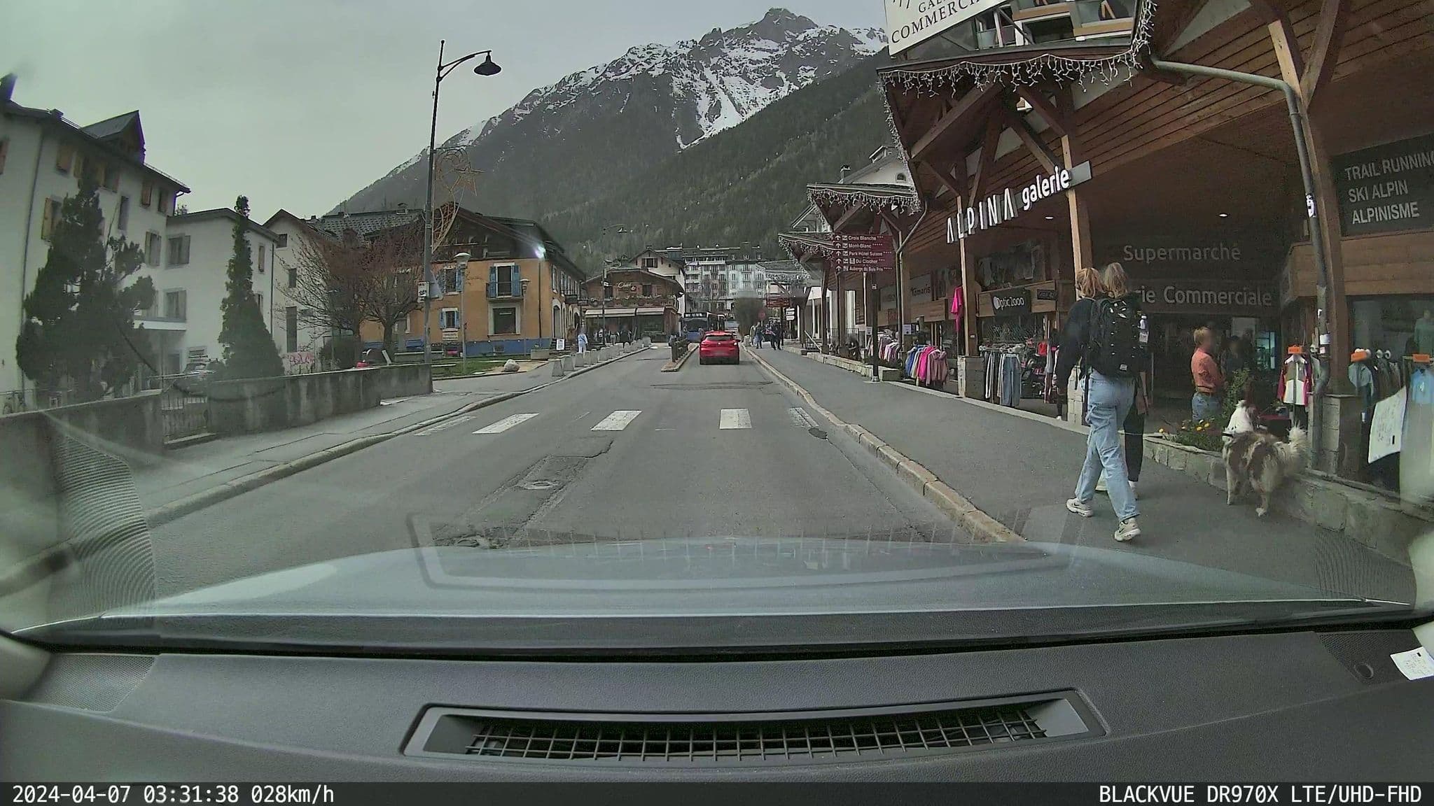 Street view near Hotel Alpina, Chamonix-Mont-Blanc — © ordinatous (CC BY-SA · Mapillary)