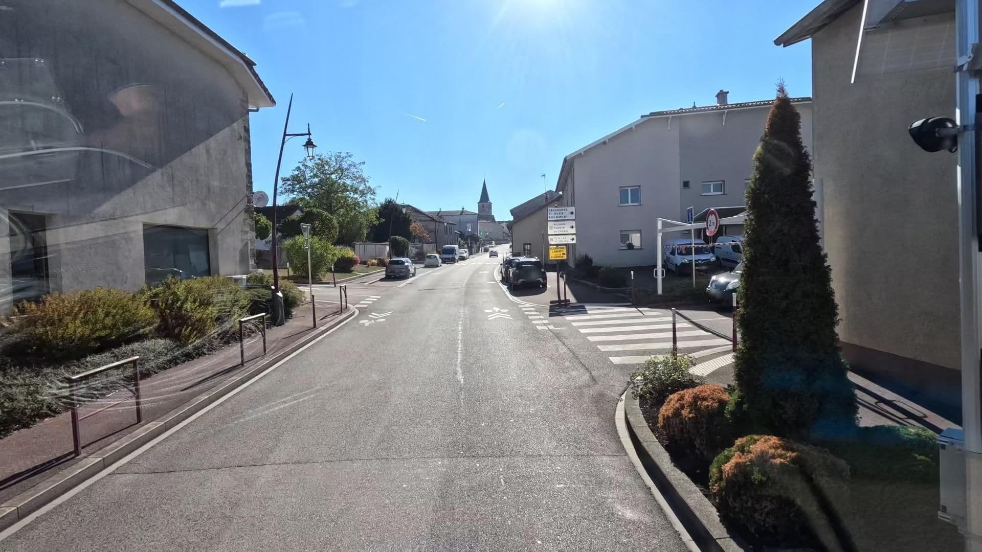 Street view near Hôtel le Colibri, Bulgnéville — © bct (CC BY-SA · Mapillary)