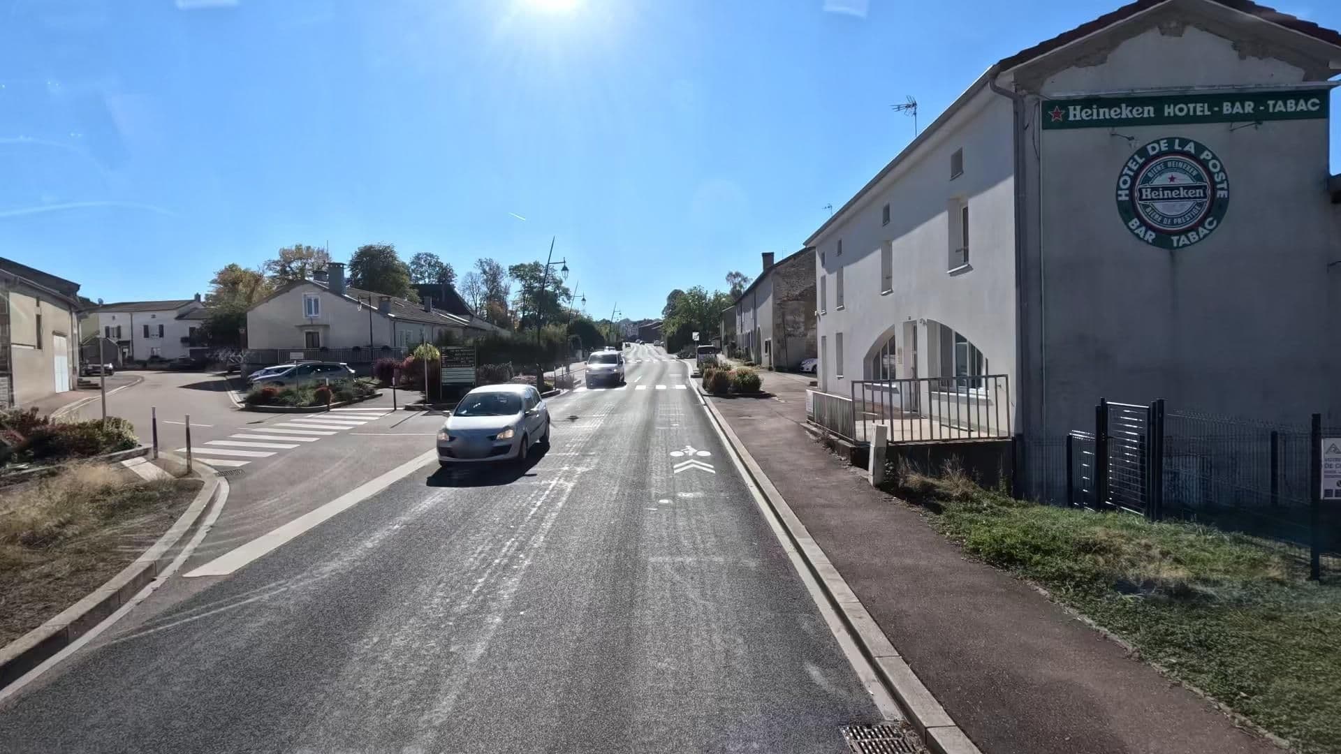 Street view near Hôtel de la Poste, Bulgnéville — © bct (CC BY-SA · Mapillary)
