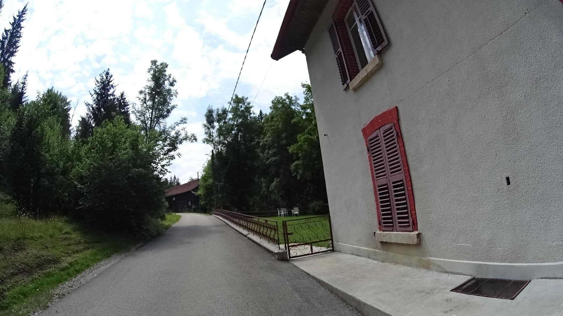 Street view near Orchidée Bleu, Les Fourgs — © tanonin (CC BY-SA · Mapillary)