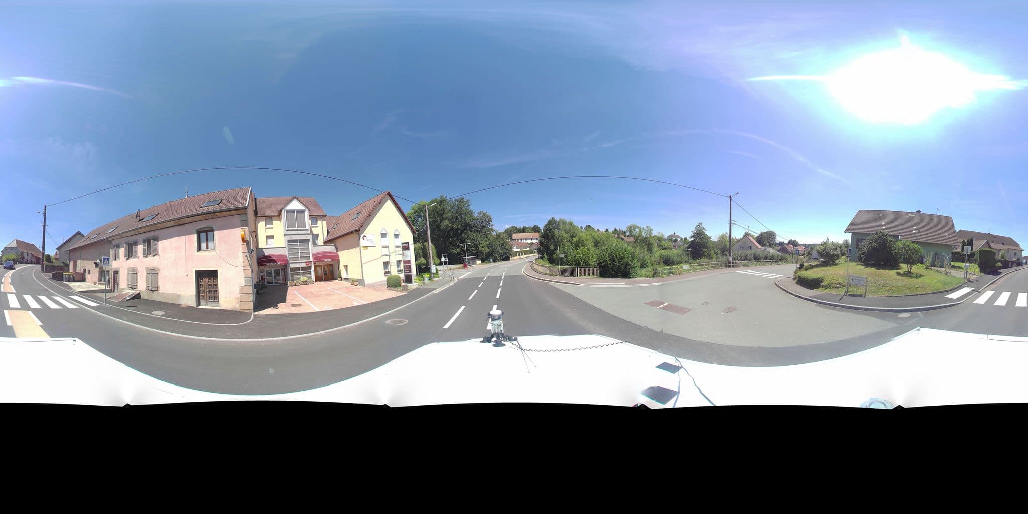 Street view near Arcantis Hôtel Mon Village, Offemont — © immergismap (CC BY-SA · Mapillary)