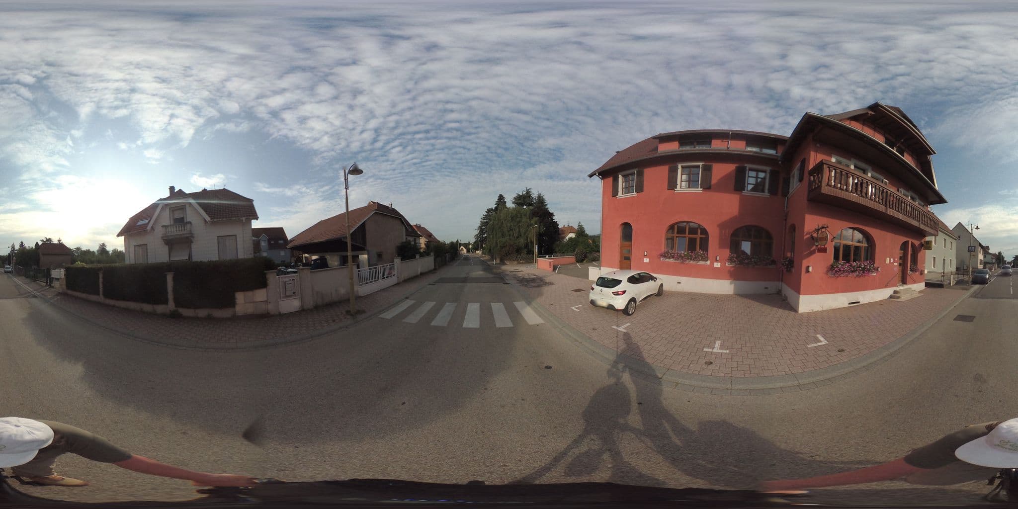 Street view near L'auberge du Relais, Uffholtz — © geovelo (CC BY-SA · Mapillary)