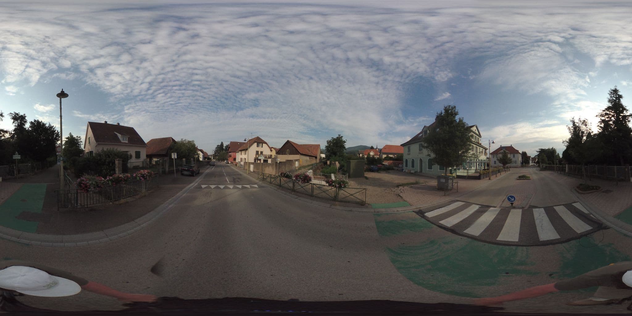 Street view near Restaurant Frantz, Uffholtz — © geovelo (CC BY-SA · Mapillary)