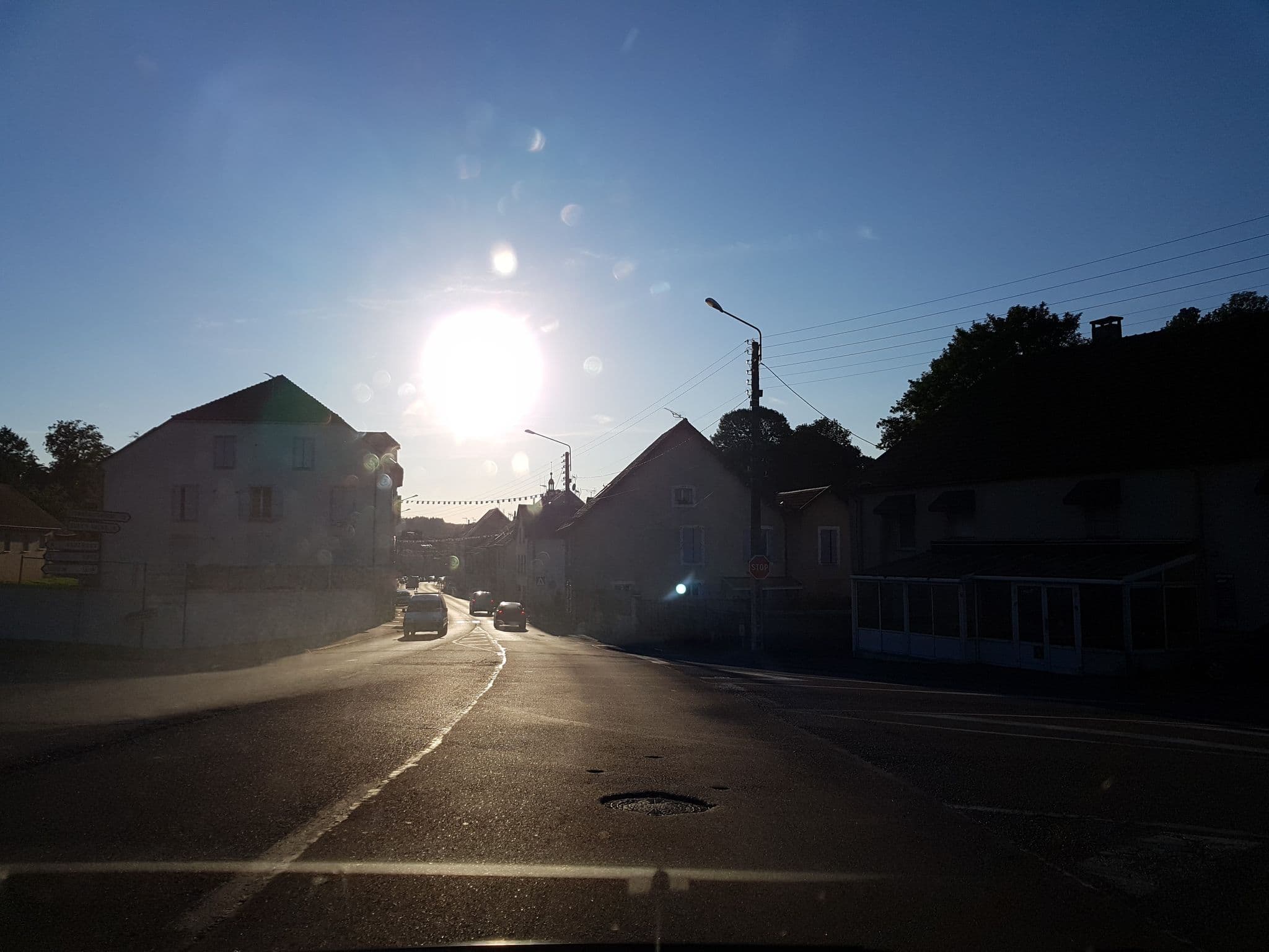 Street view near Hôtel des Voyageurs, Port-sur-Saône — © fgouget (CC BY-SA · Mapillary)