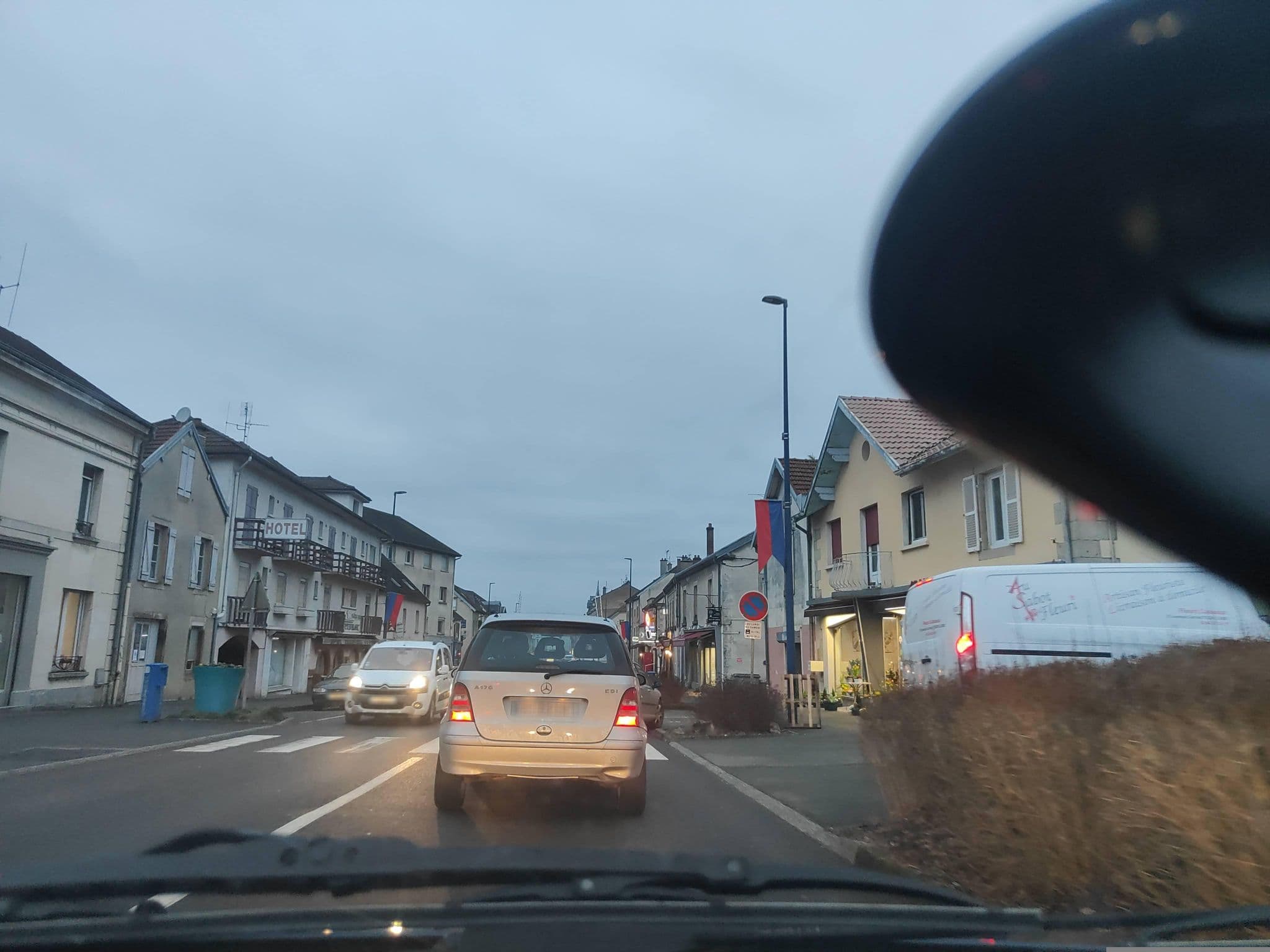 Street view near Hôtel Mouton Blanc, Lure — © rgarnaud (CC BY-SA · Mapillary)
