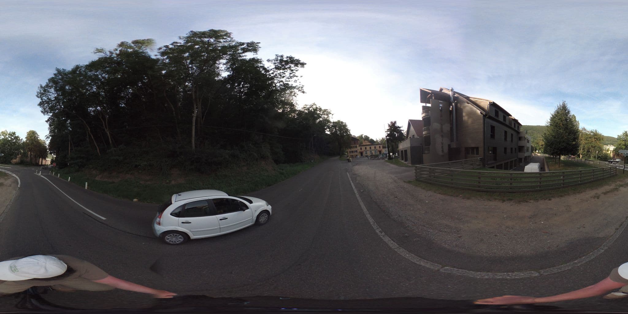 Street view near Room 116, Guebwiller — © geovelo (CC BY-SA · Mapillary)