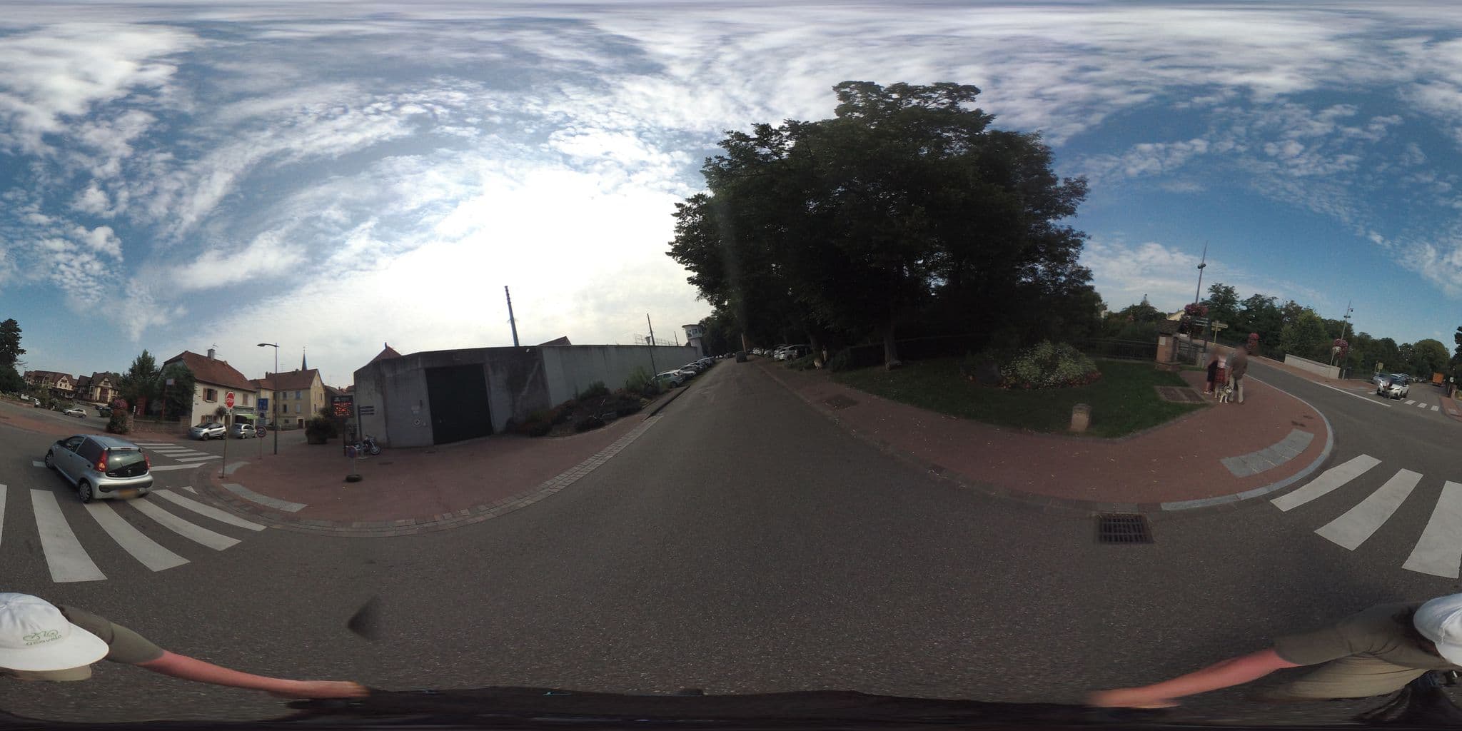 Street view near Domaine Du Moulin, Ensisheim — © geovelo (CC BY-SA · Mapillary)