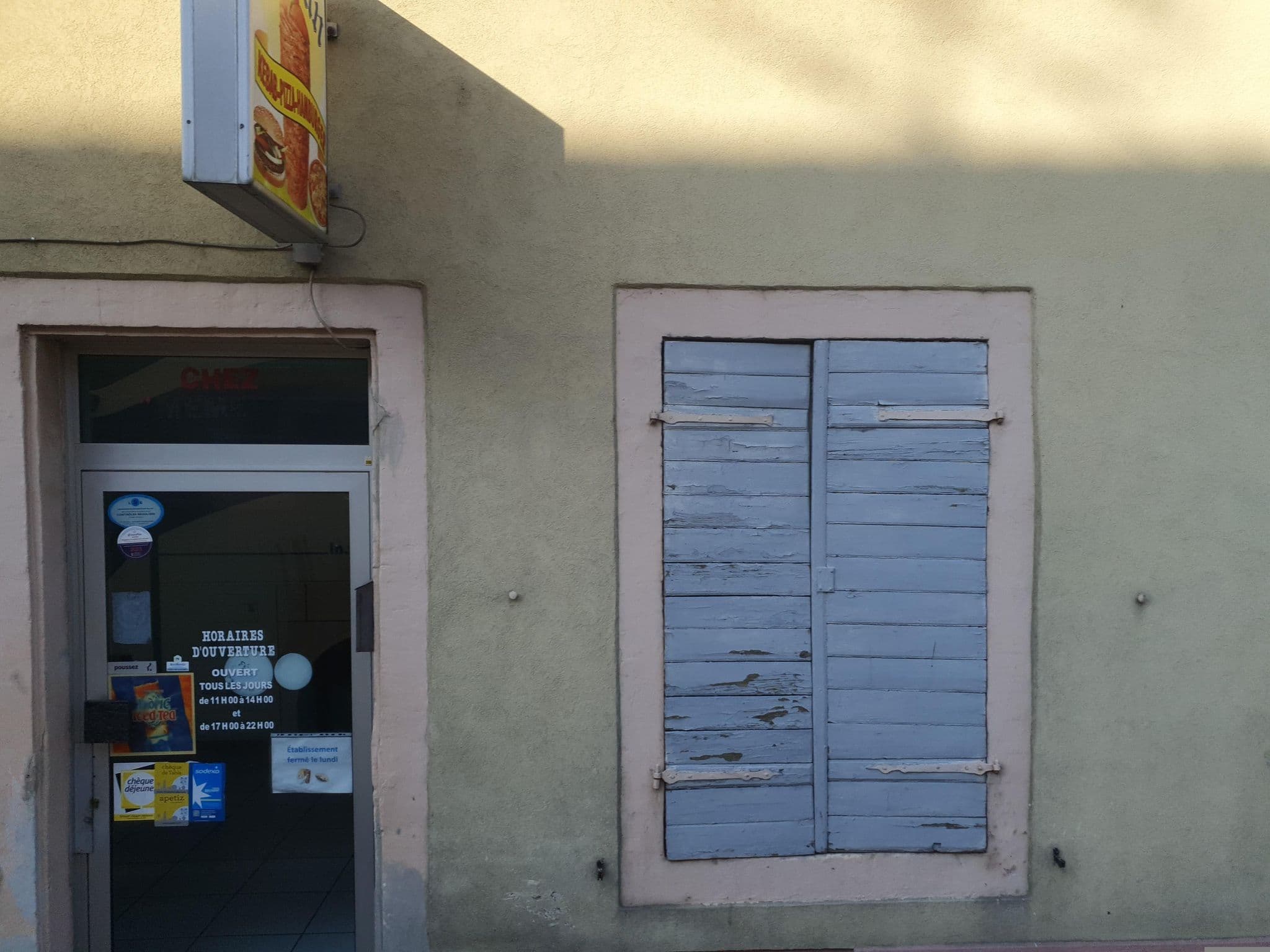 Street view near Hôtel de France, Neuf-Brisach — © pbb (CC BY-SA · Mapillary)