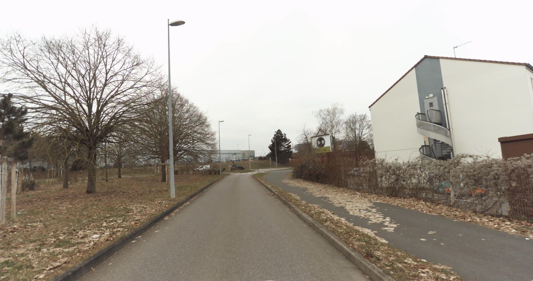 Street view near B&B Hotel Laxou, Laxou — © sogefi (CC BY-SA · Mapillary)