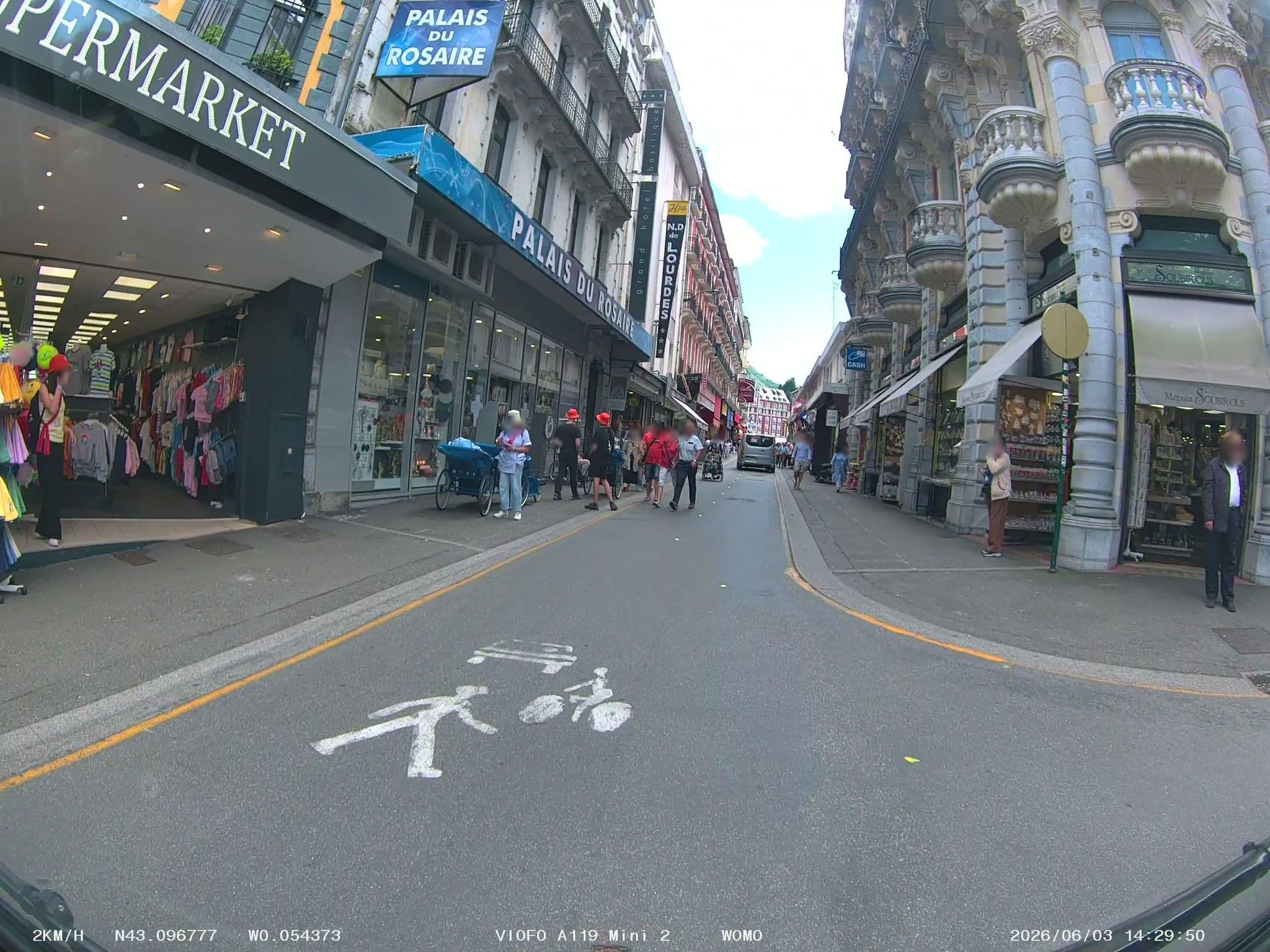 Street view near Hôtel d'Angleterre, Lourdes — © soulcover (CC BY-SA · Mapillary)
