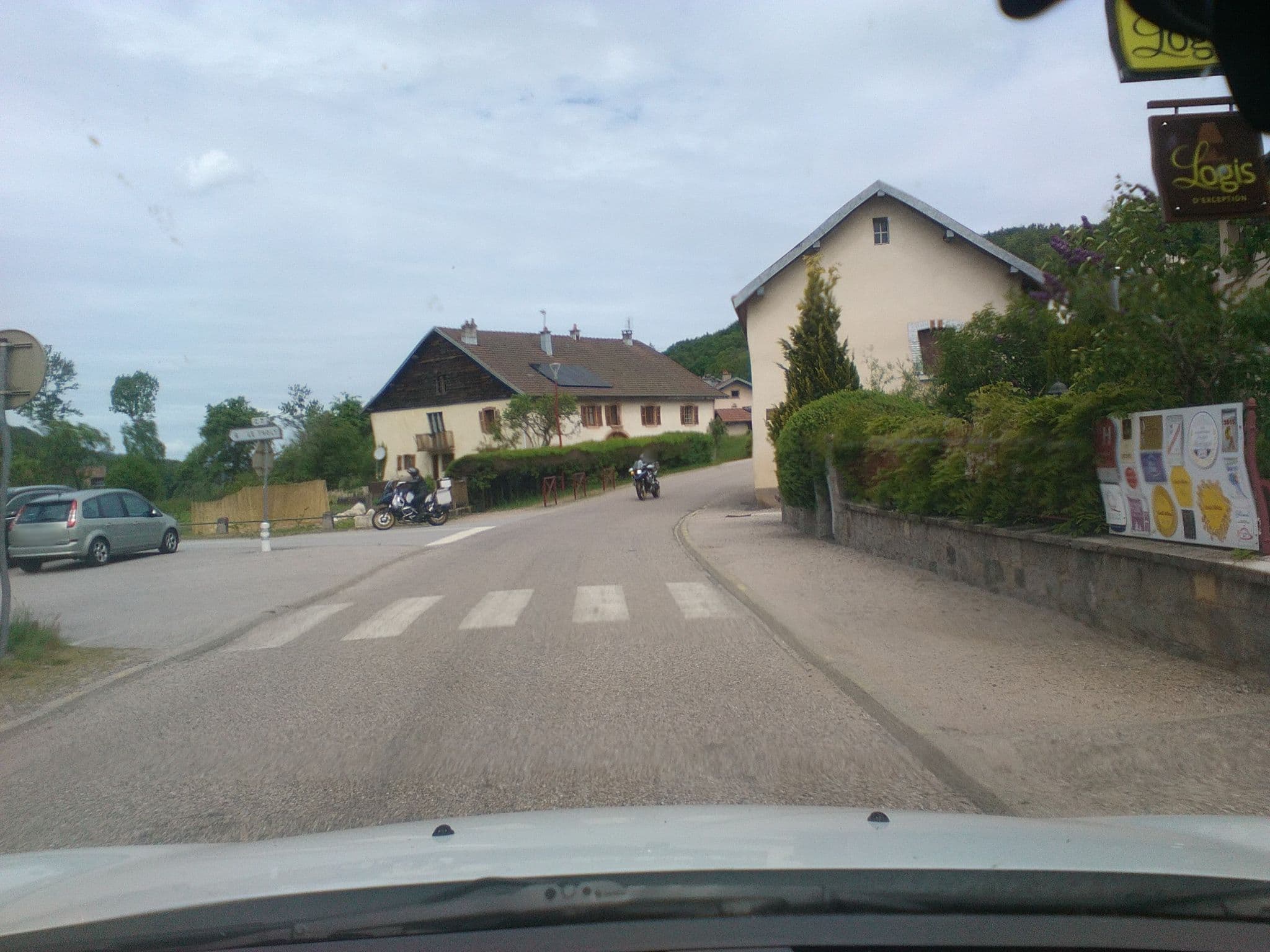 Street view near Domaine du Haut Jardin Hôtel & Chalets Spa Privé, Le Tholy — © blap (CC BY-SA · Mapillary)