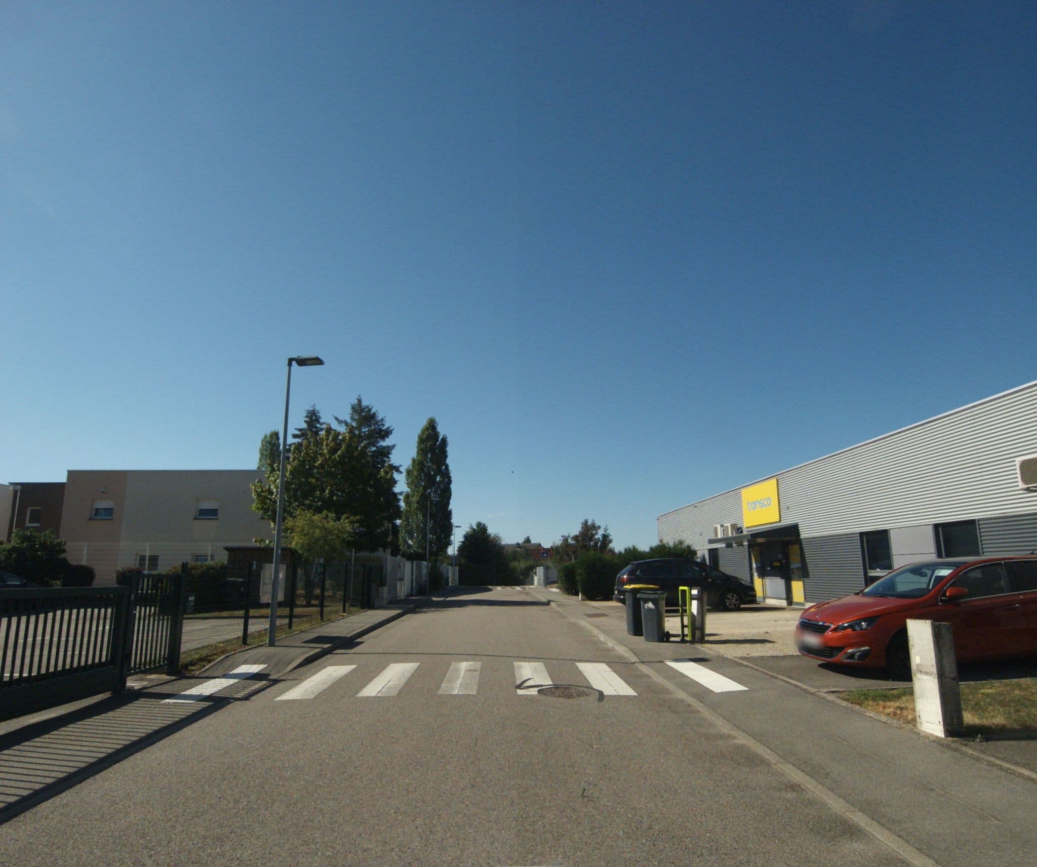 Street view near Maison d'accueil Specialisee Boulv'art Handas, Épinal — © andrianjakavah (CC BY-SA · Mapillary)