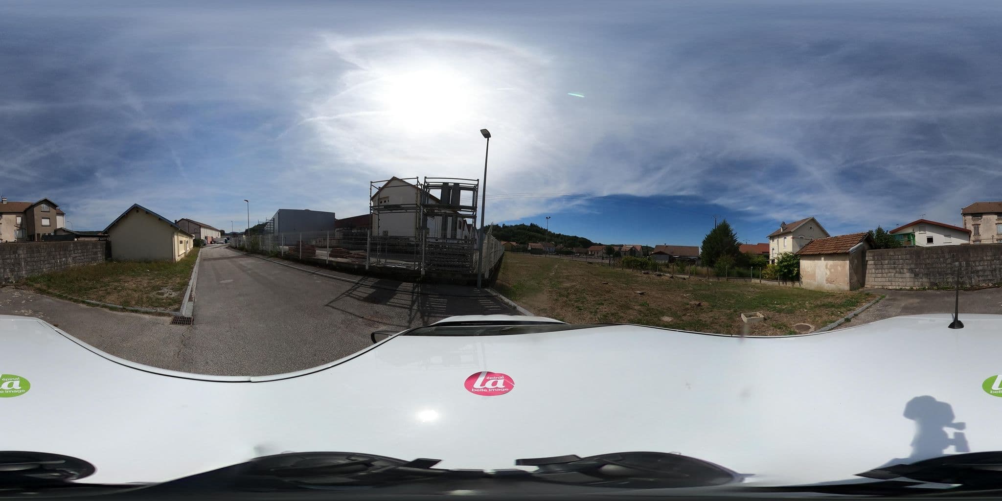 Street view near Hôtel Restaurant le Routier de Pouxeux, Pouxeux — © andrianjakavah (CC BY-SA · Mapillary)