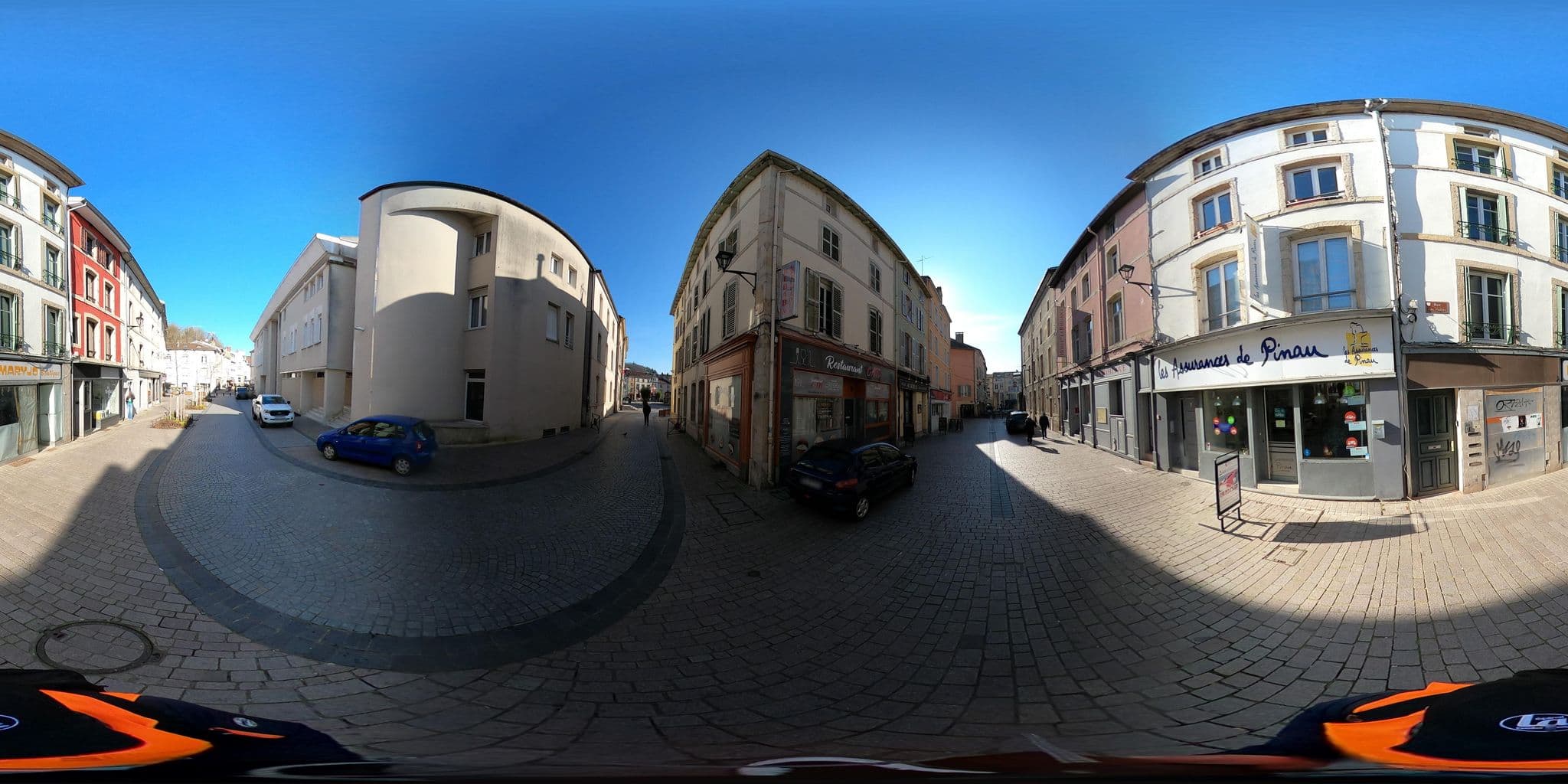 Street view near Le Commerce Hotel Epinal, Épinal — © andrianjakavah (CC BY-SA · Mapillary)