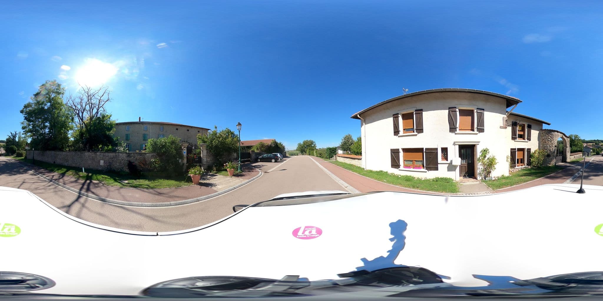 Street view near chambres d'hôtes kayros, Charmes — © andrianjakavah (CC BY-SA · Mapillary)