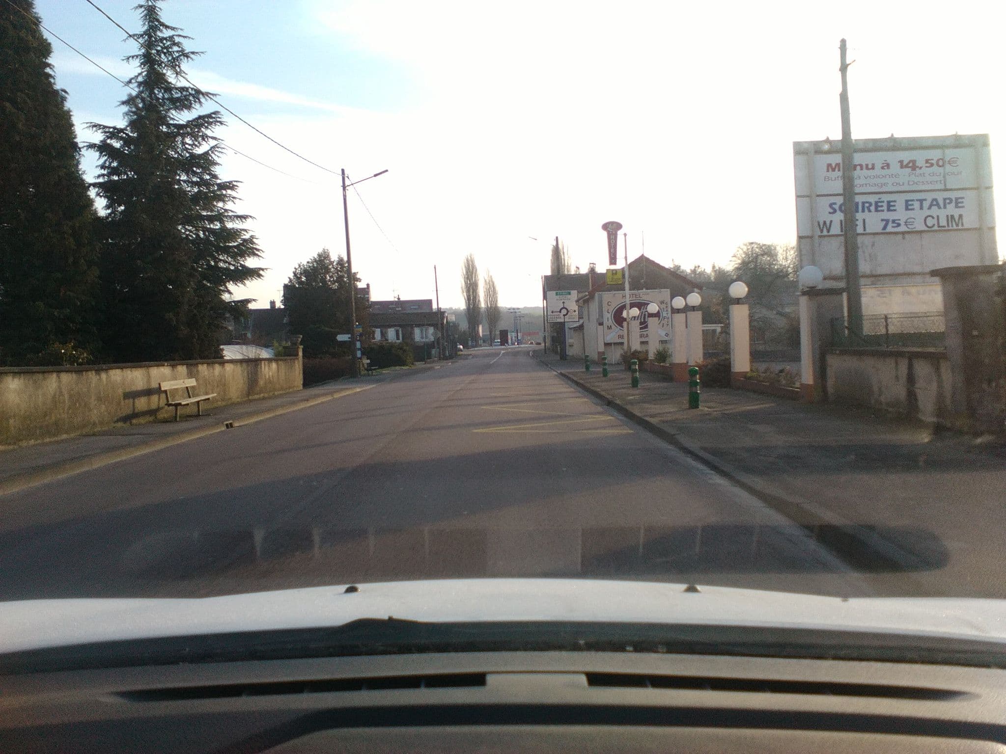 Street view near Logis Le Luth Hotel Mirecourt, Mirecourt — © blap (CC BY-SA · Mapillary)