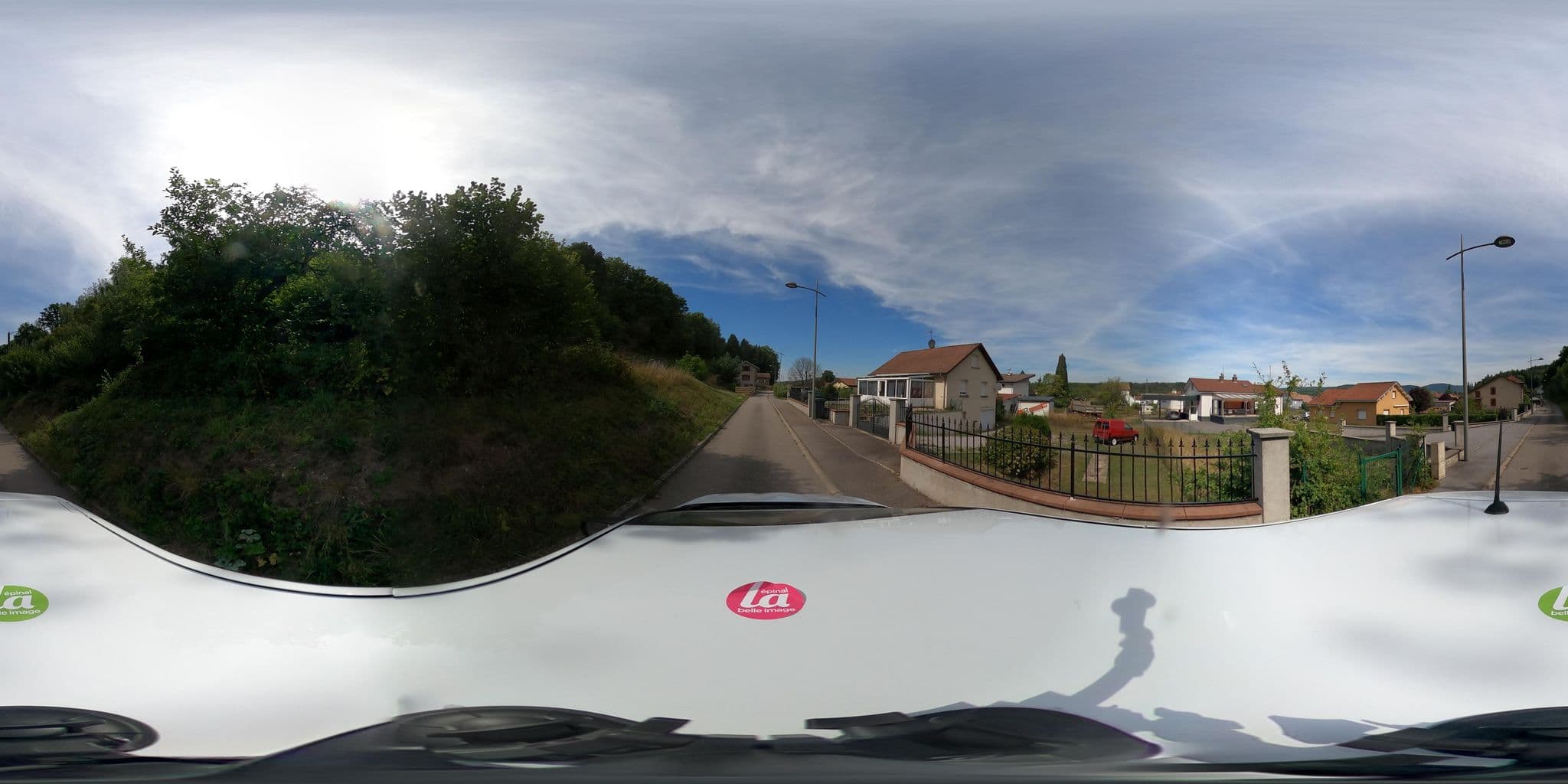 Street view near Appartement Moderne, Pouxeux — © andrianjakavah (CC BY-SA · Mapillary)