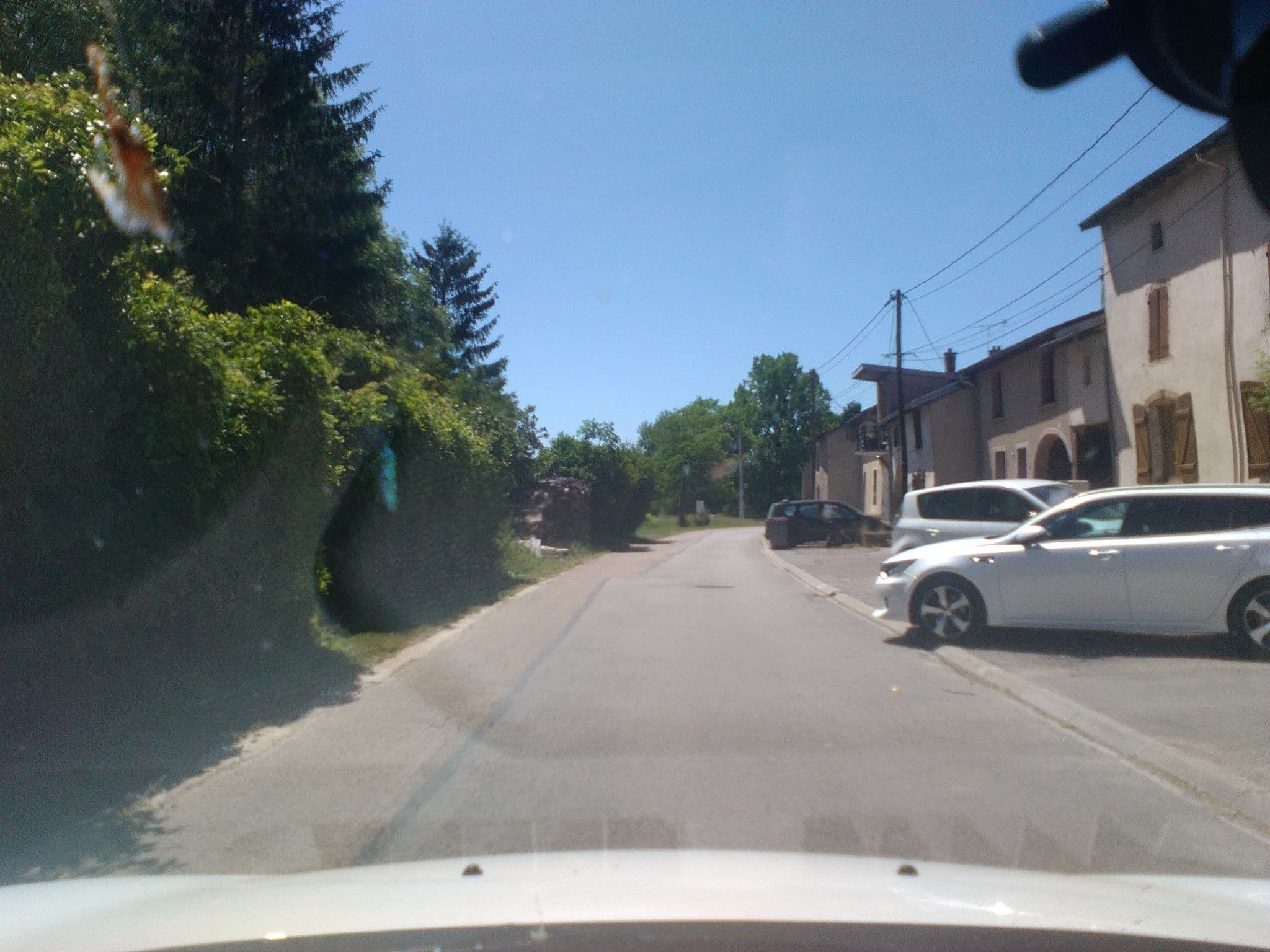 Street view near La Madonnette, Mirecourt — © blap (CC BY-SA · Mapillary)