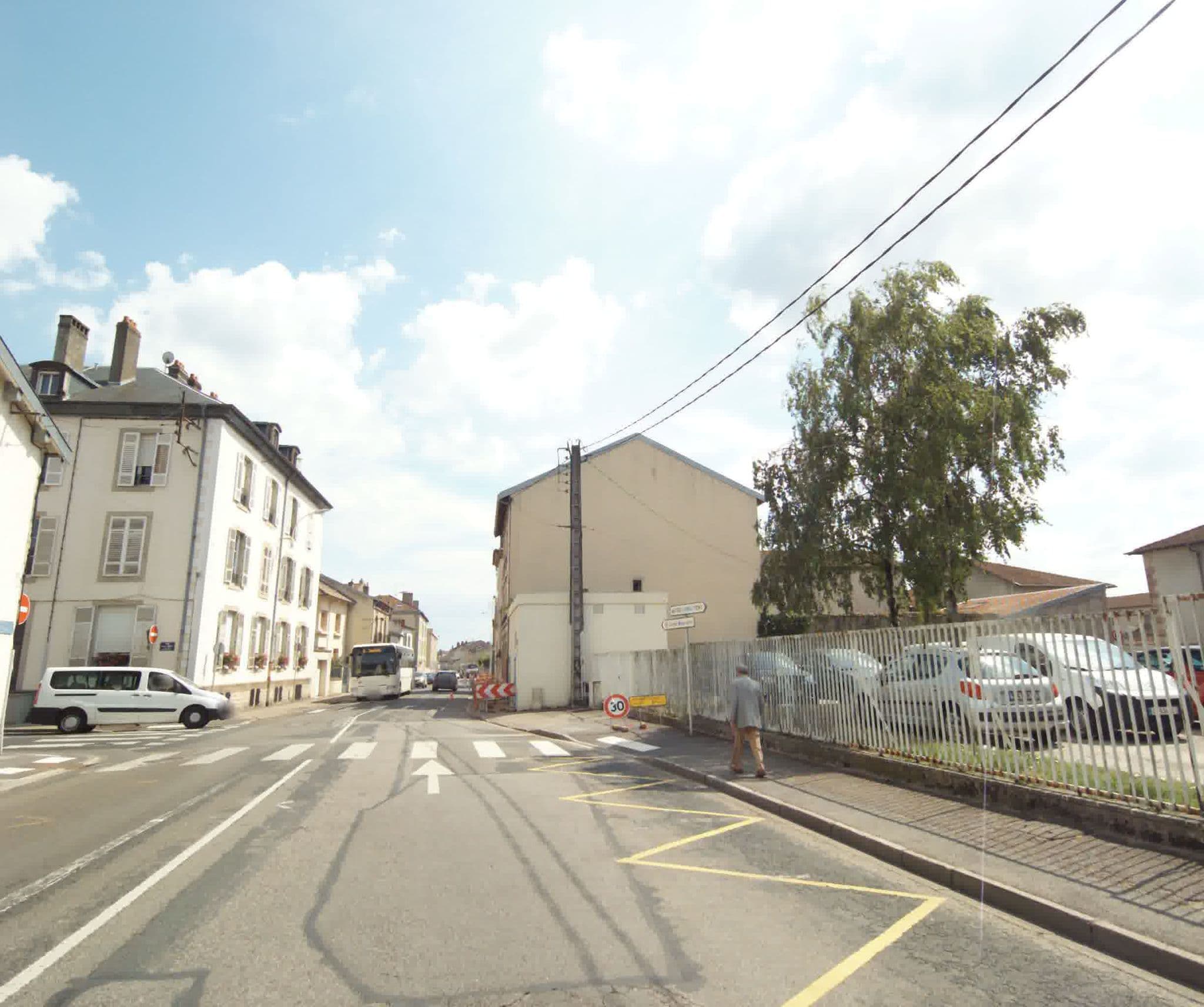 Street view near La Condamine Chambre d'Hôtes, Lunéville — © sogefi (CC BY-SA · Mapillary)