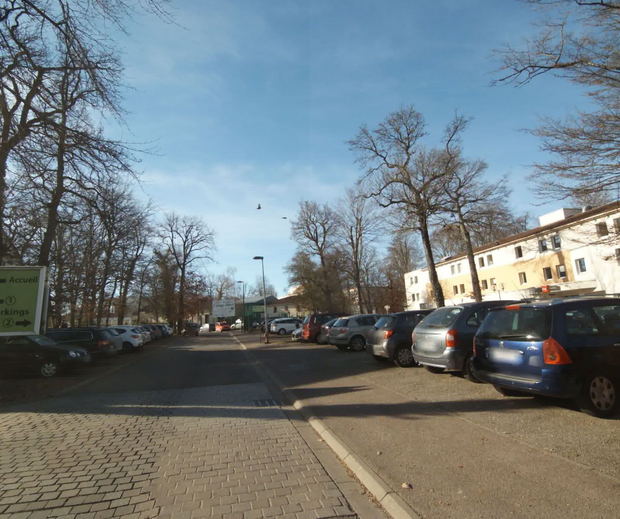 Street view near Hôtel Nancy Sud Vandoeuvre, Vandœuvre-lès-Nancy — © sogefi (CC BY-SA · Mapillary)