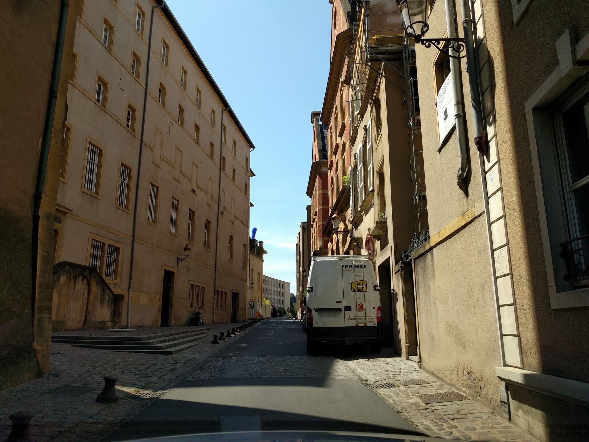 Street view near Galerie-gîte Vadim Korniloff, Metz — © mappy_sa (CC BY-SA · Mapillary)