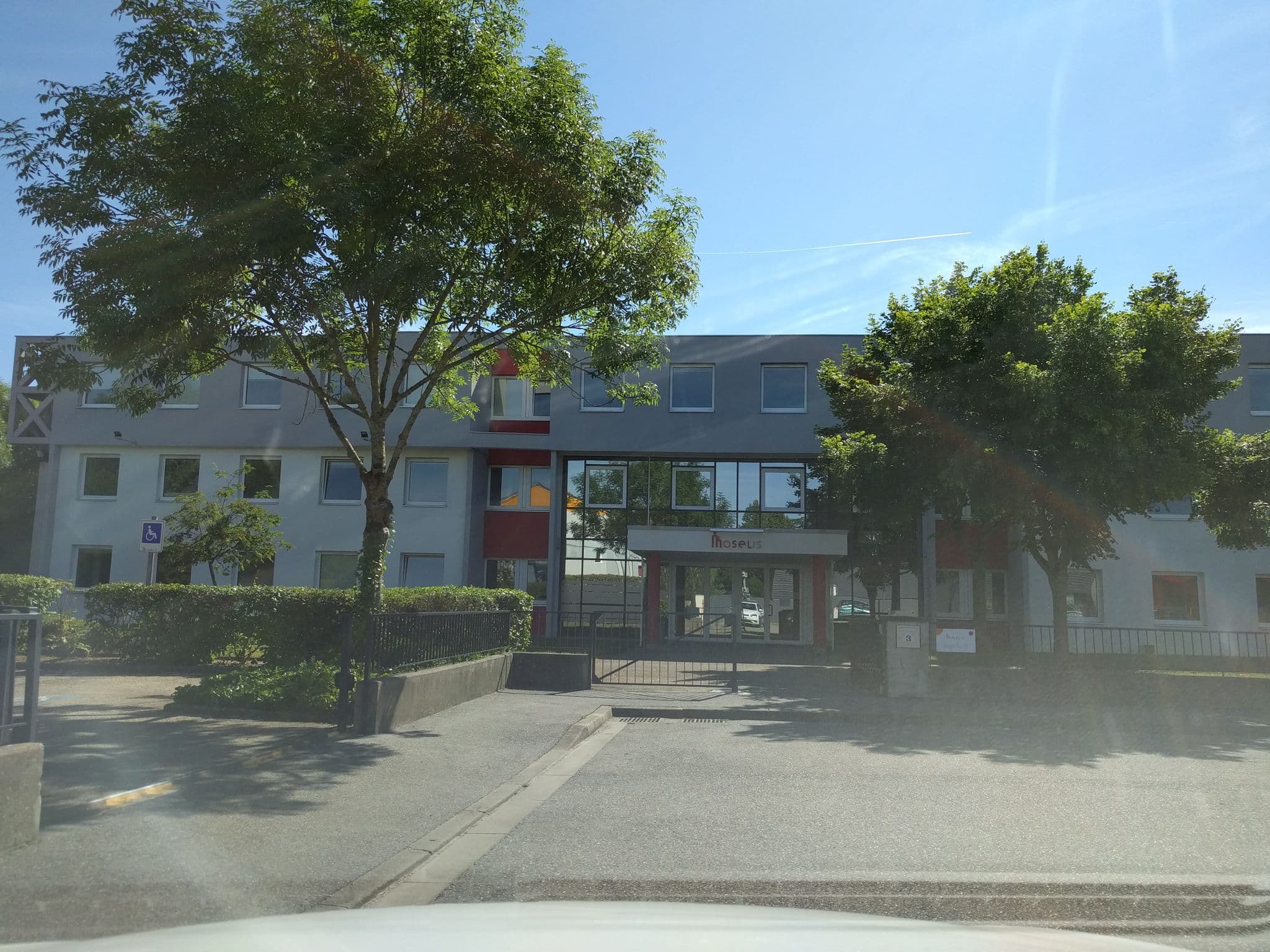Street view near Bonsai Hotel Metz, Peltre — © mappy_sa (CC BY-SA · Mapillary)
