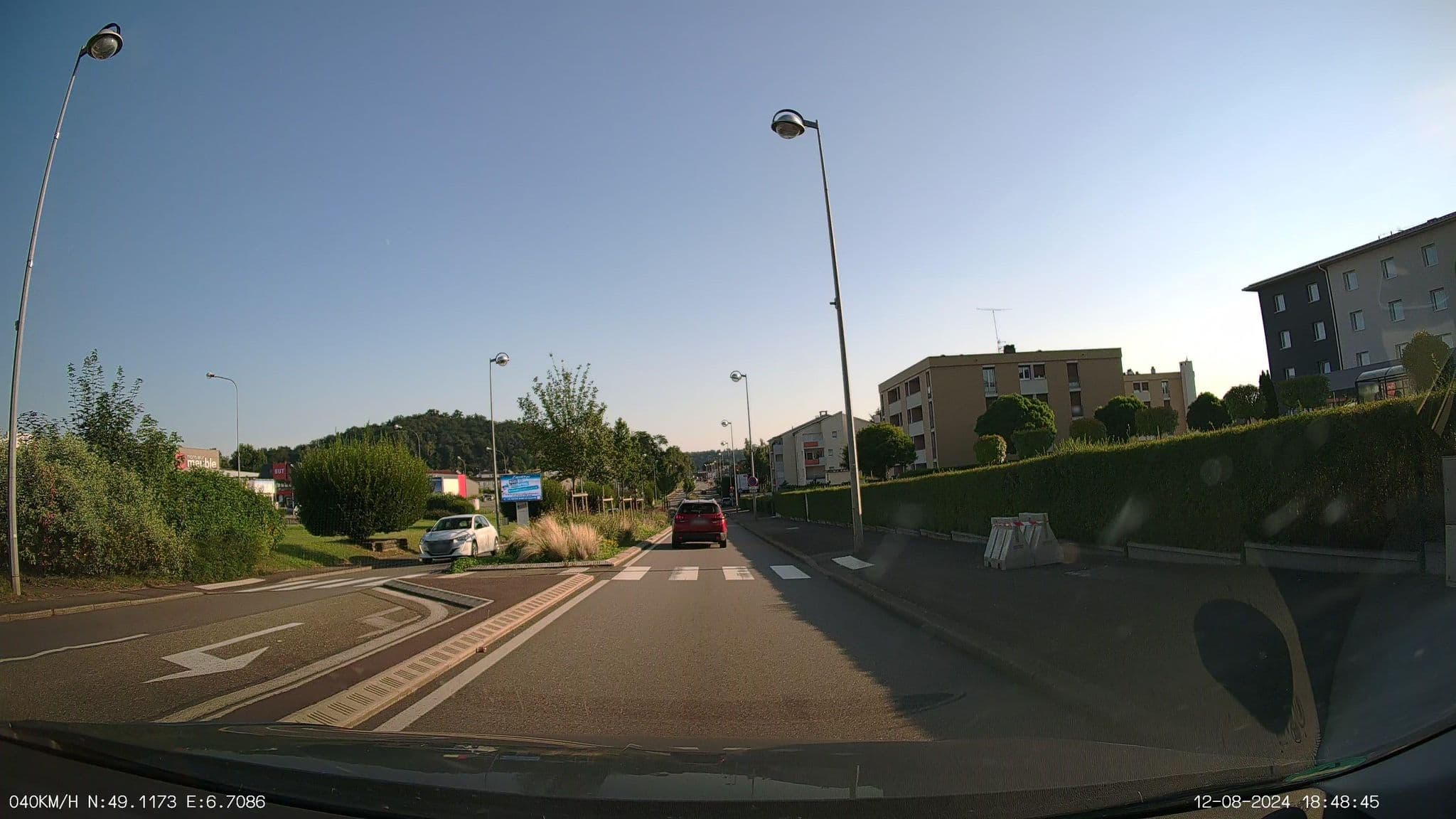 Street view near Roi Soleil Prestige, Saint-Avold — © heetENkoel (CC BY-SA · Mapillary)