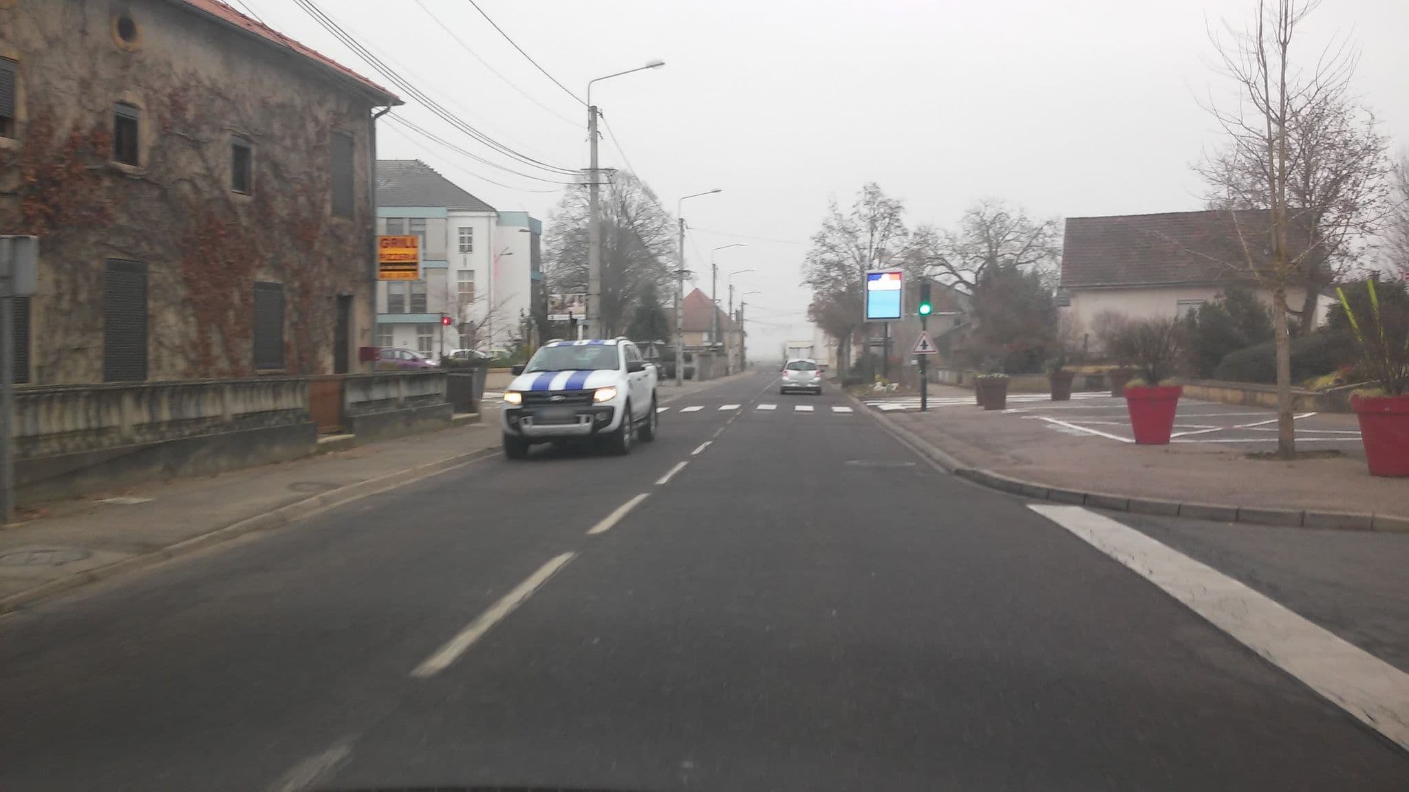 Street view near Lemon Hôtel Augny Metz, Augny — © locus57 (CC BY-SA · Mapillary)