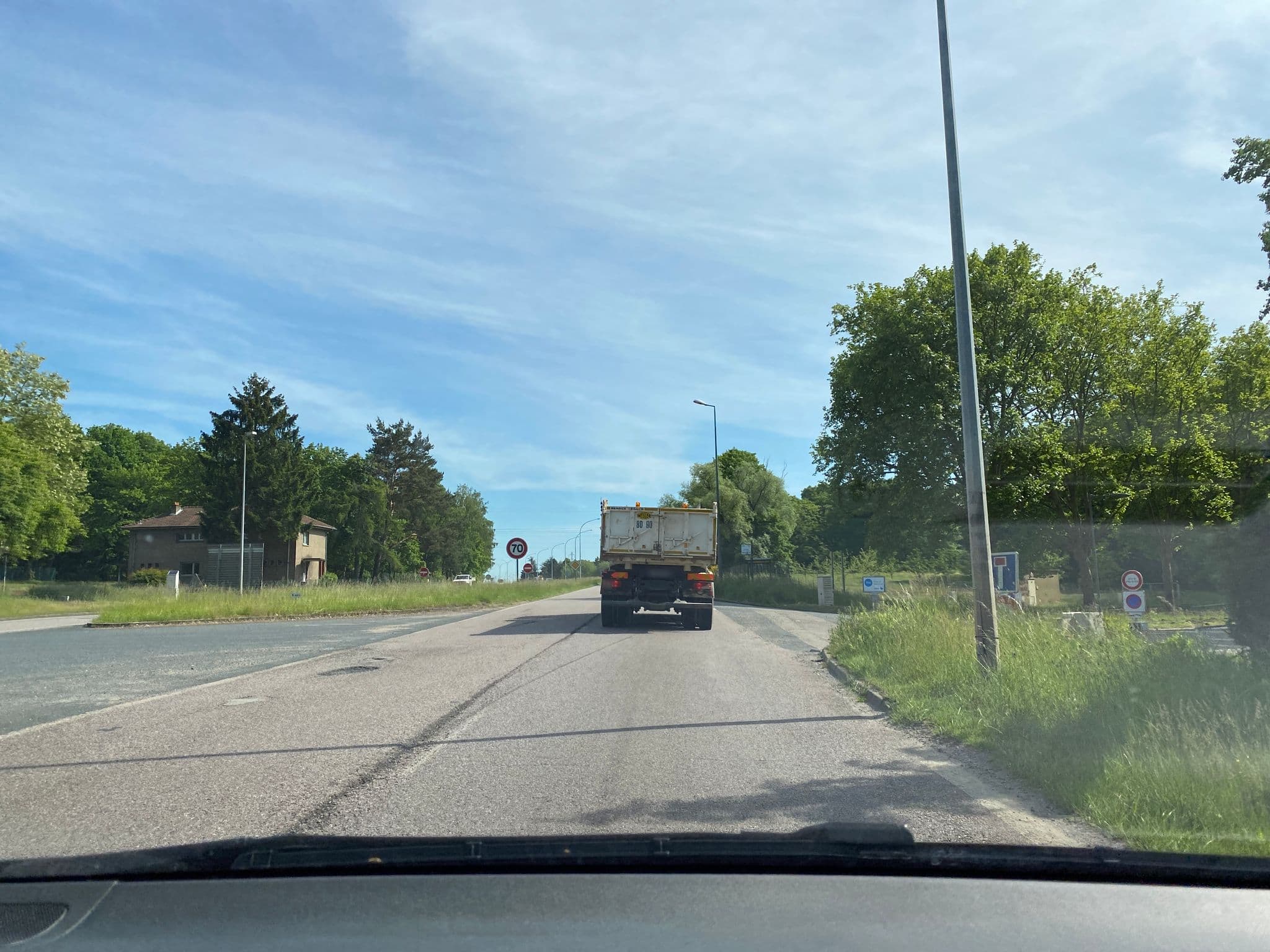 Street view near L'Europort, Carling — © elton4711 (CC BY-SA · Mapillary)