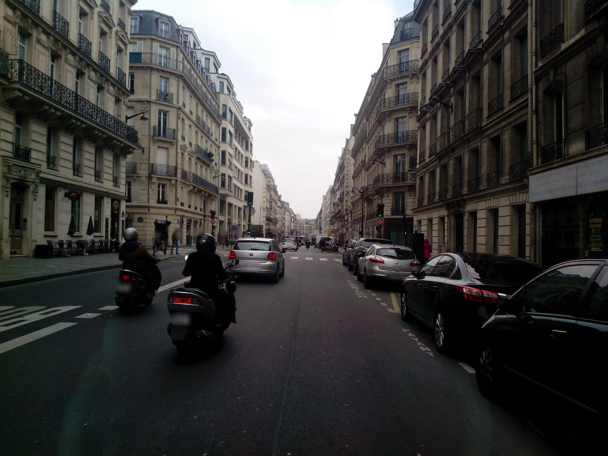 Street view near Hôtel Touraine Opera, Paris 09 Opéra — © dhuyp (CC BY-SA · Mapillary)